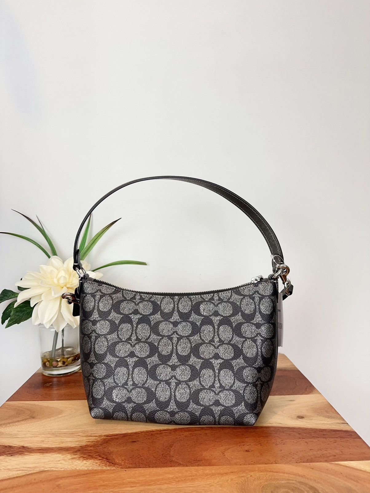 Coach NWT Coach Zip Top Shoulder Bag In Signature Canvas Size ONE SIZE - 3 Thumbnail