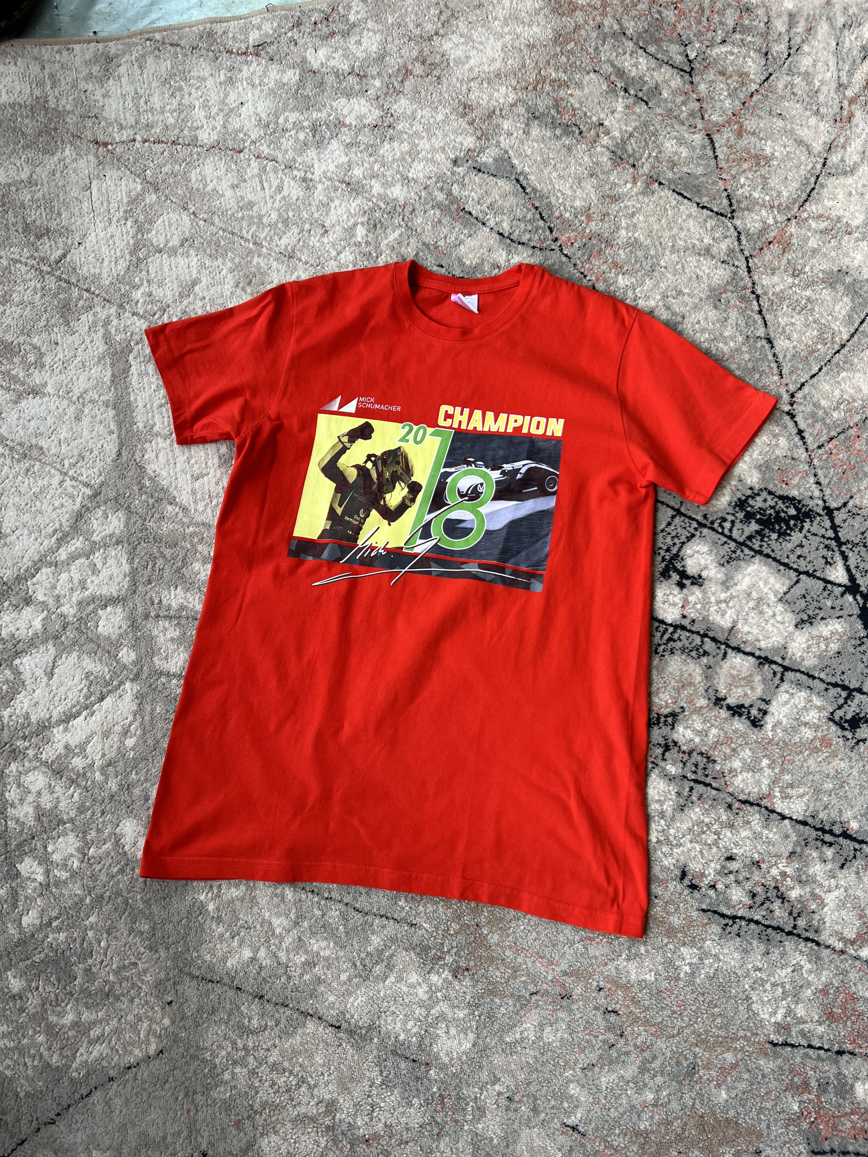 Formula 1 Mick Schumacher Champion 2108 Formula tee Size US M / EU 48-50 / 2 - 1 Thumbnail