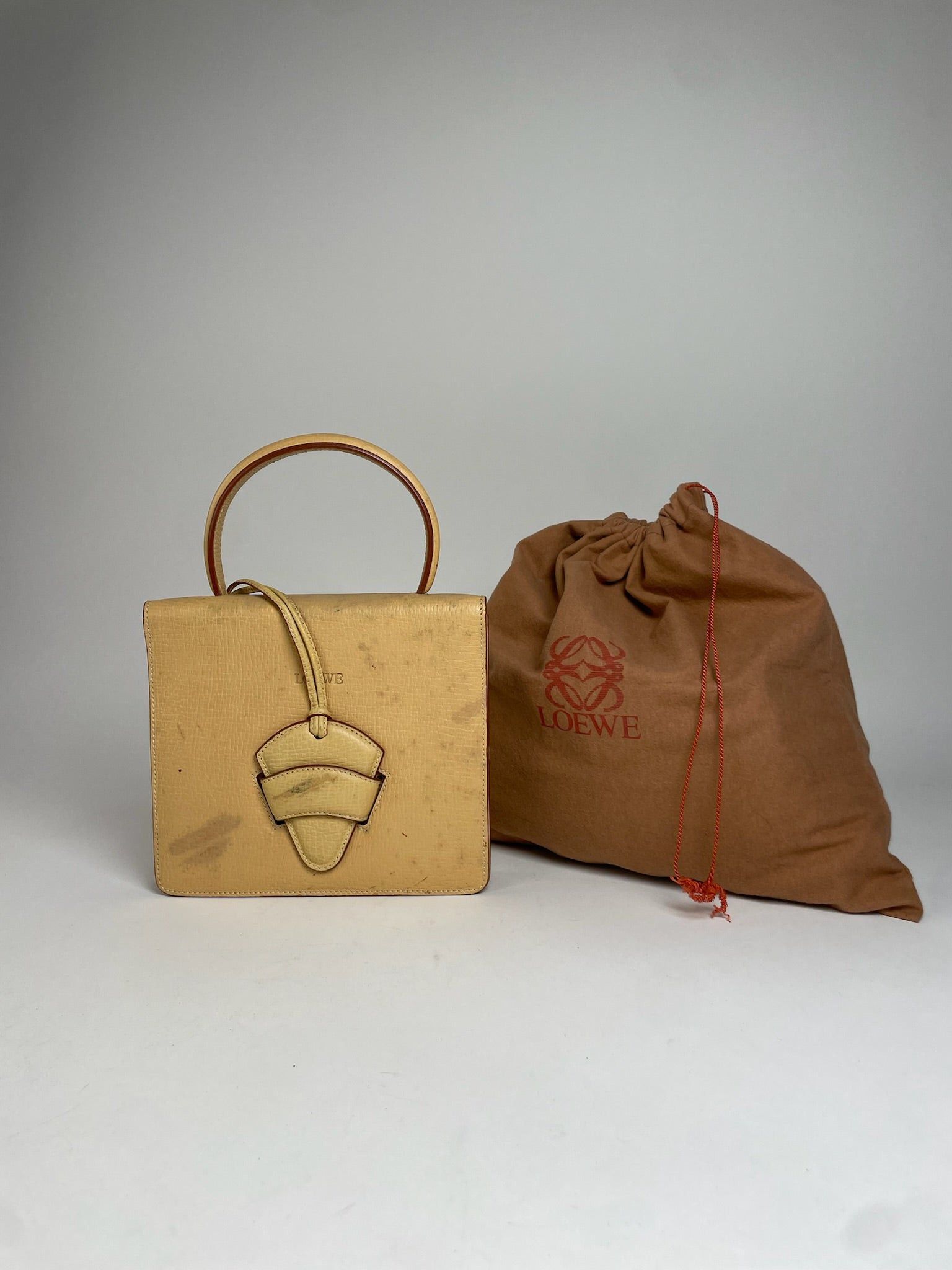 Loewe Vintage Madrid Leather Handbag Beige / Yellow Size ONE SIZE - 1 Thumbnail