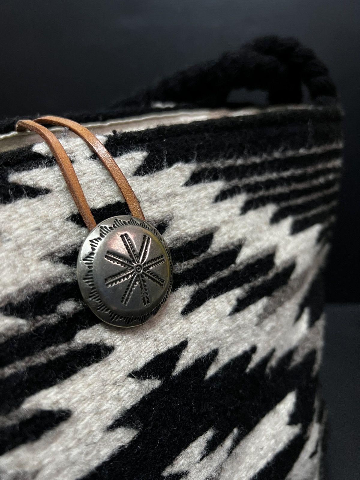 Handmade × Native × Vintage 🔥HOT DROPS🔥TOTE BAG NATIVE NAJAVO MEXICO HAND WOVEN Size ONE SIZE - 5 Thumbnail
