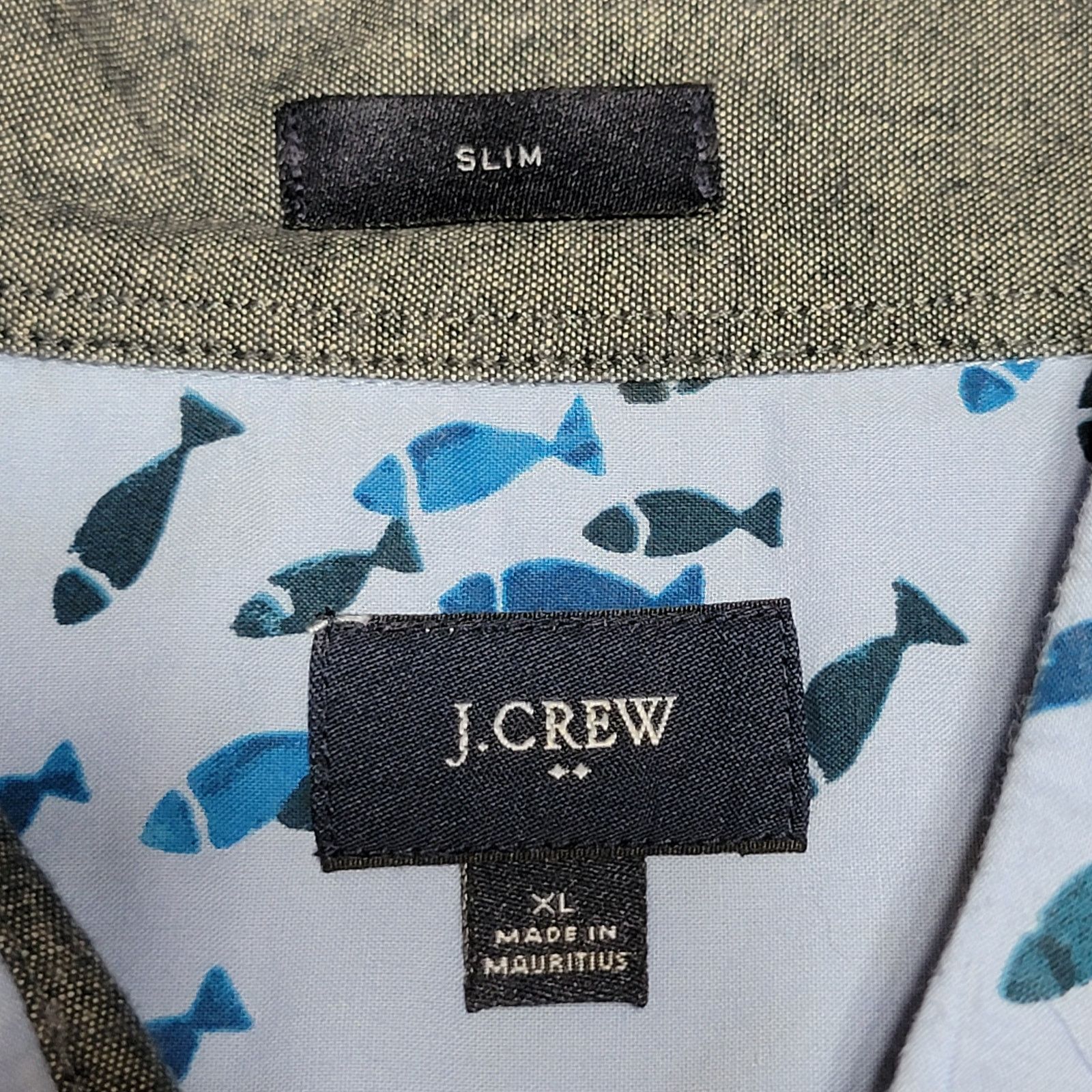 J.Crew J. Crew Short Sleeve Slim Button Up Shirt w/ Small Fish - XL Size US XL / EU 56 / 4 - 4 Thumbnail