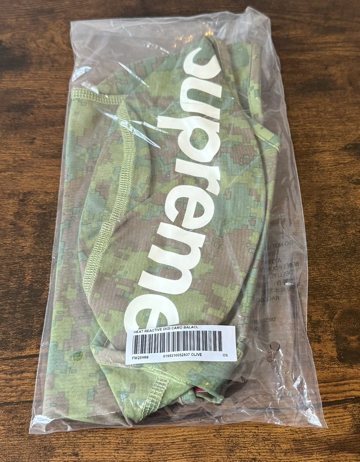 Supreme Supreme (FW25) Heat Reactive Digi Camo Balaclava Olive Size ONE SIZE - 1 Thumbnail