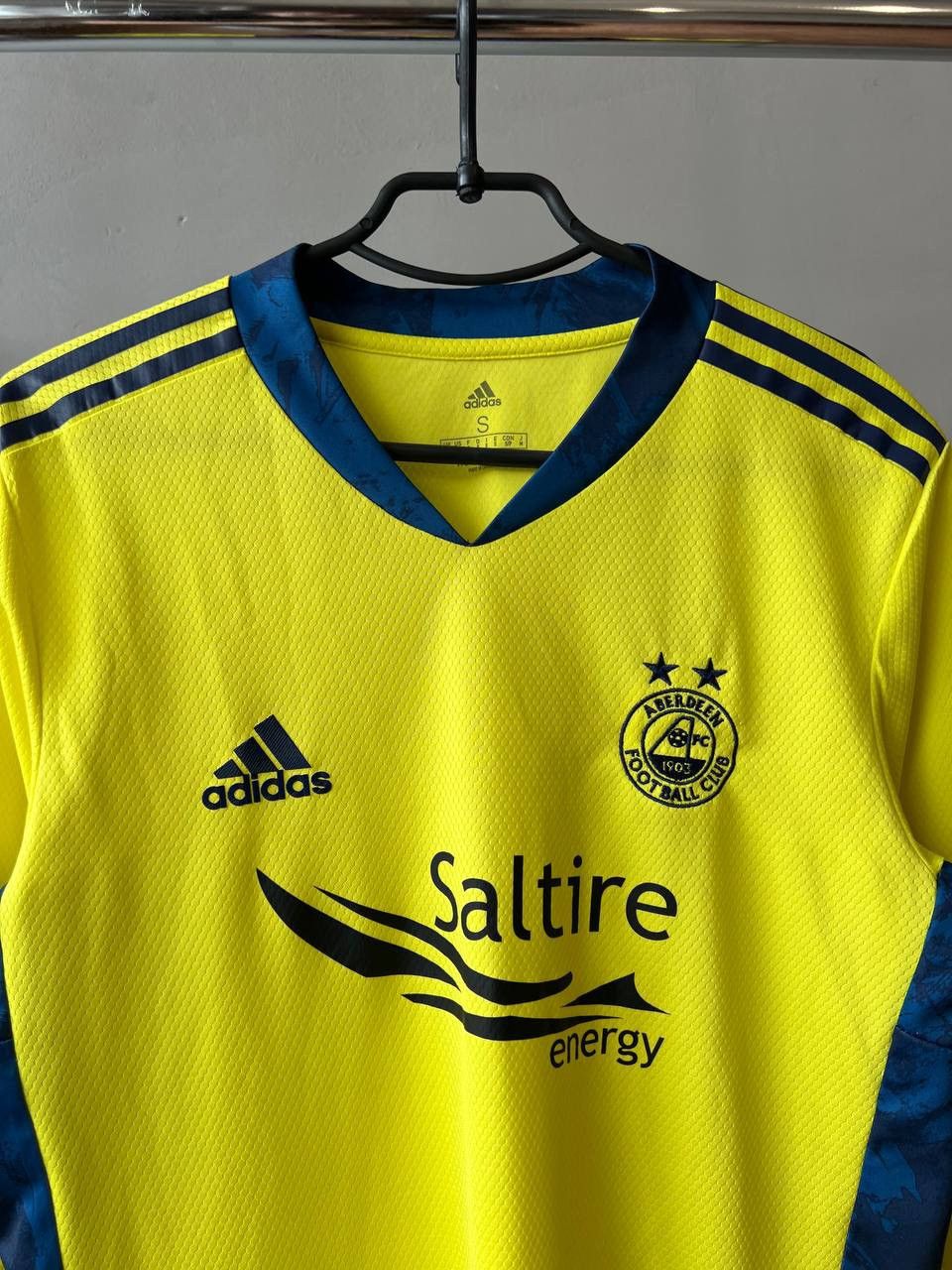 Adidas 2019/20 ABERDEEN FC GK SOCCER JERSEY FOOTBALL SHIRT ADIDAS S Size US S / EU 44-46 / 1 - 4 Thumbnail