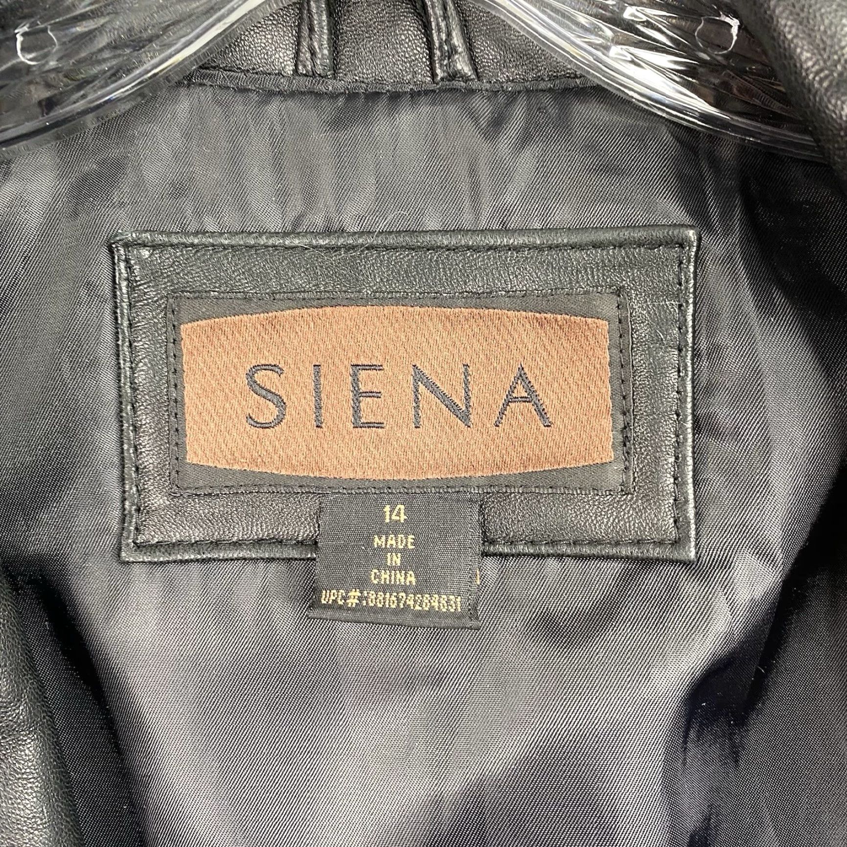 Vintage VINTAGE Womens Siena Black Leather Jacket 14 Full Zip Lined Pockets 3 Button Classic 90s Size XL / US 12-14 / IT 48-50 - 4 Thumbnail