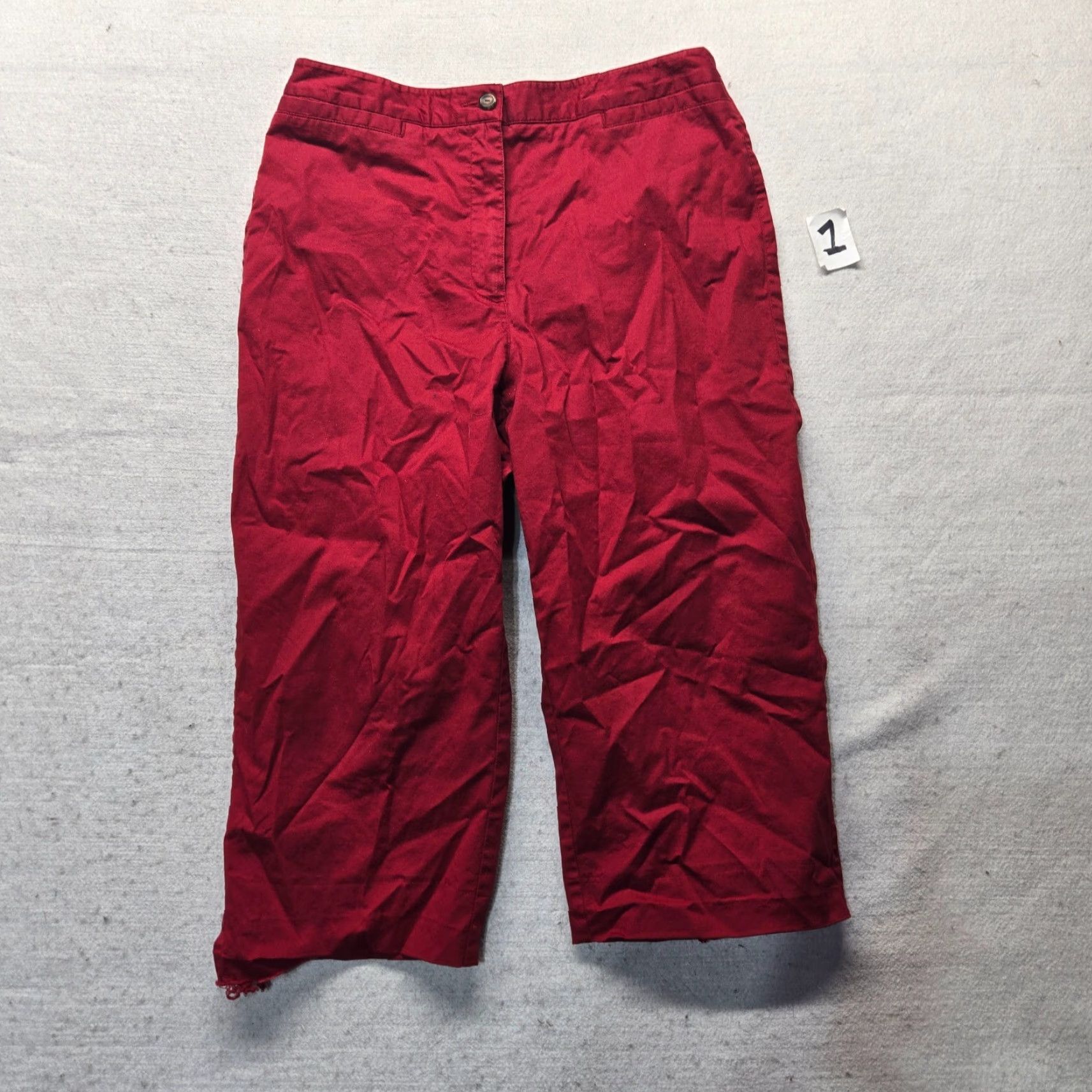 Liz Claiborne Liz Claiborne Pants Capri Red Petite 10P Women's Cropped Inseam 22" Mid Rise Slant Pocket Cotton Blend Casual Capris Womens Size 32" / US 10 / IT 46 - 2 Thumbnail