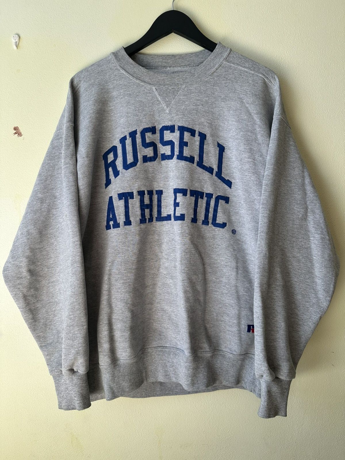 Russell Athletic Russel Athletic vintage sweatshirt Size US L / EU 52-54 / 3 - 1 Thumbnail