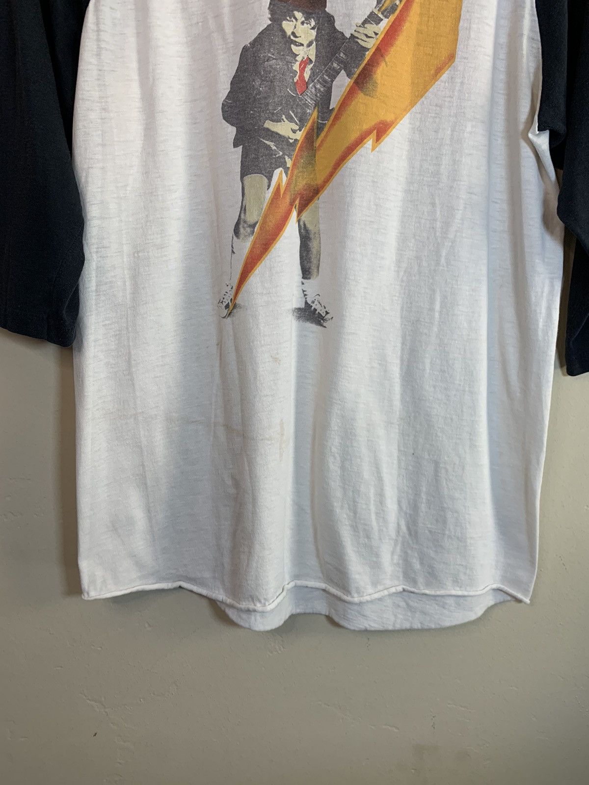 AC/DC × Band Tees × Vintage *RARE* Vintage 1976 AC/DC High Voltage Single Stitch Shirt Size US L / EU 52-54 / 3 - 6 Thumbnail