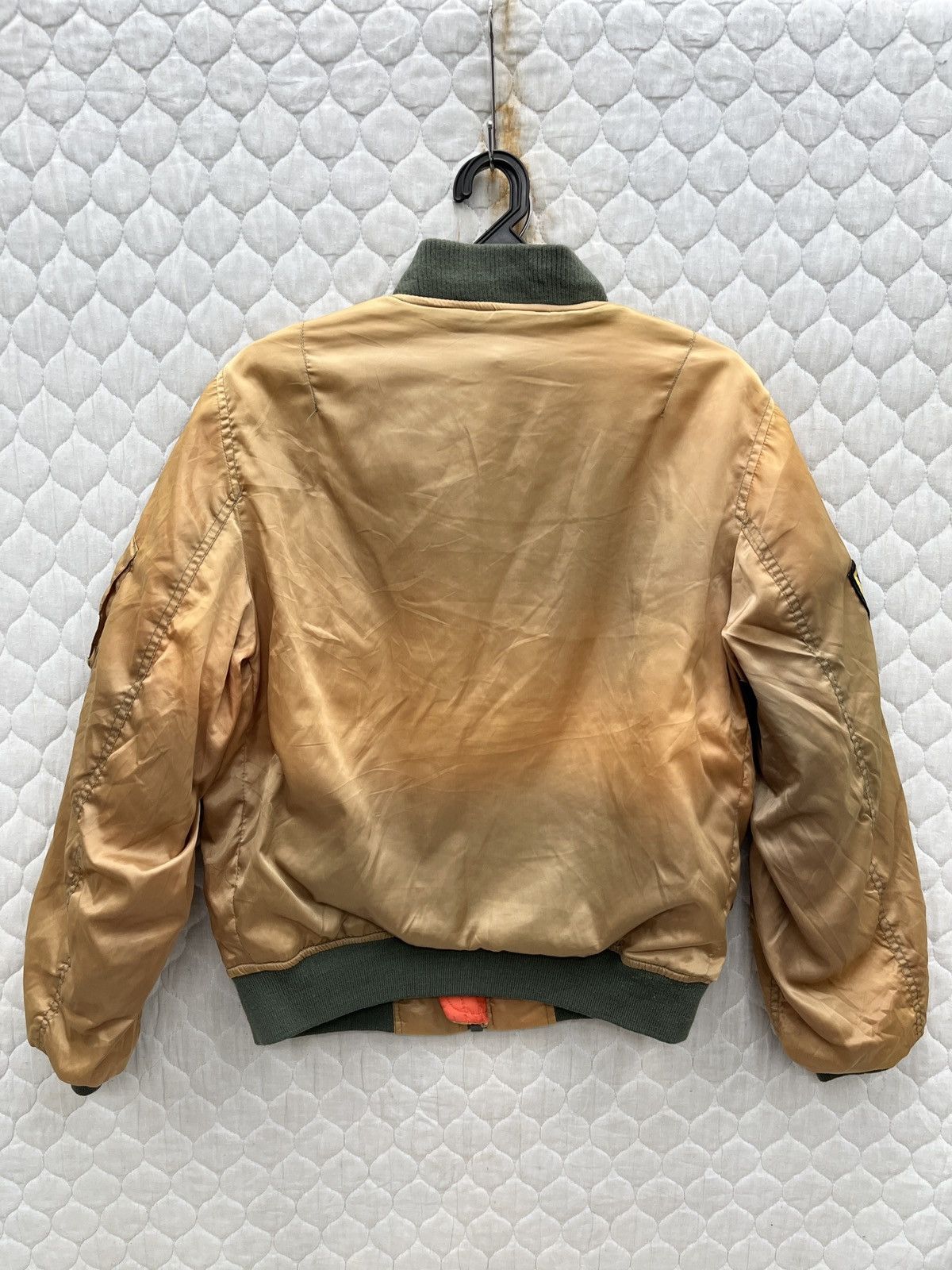 Hypebeast 🔥🔥🔥STEALS US AIR FORCE MA-1 SUN FADED JACKET Size US S / EU 44-46 / 1 - 4 Thumbnail