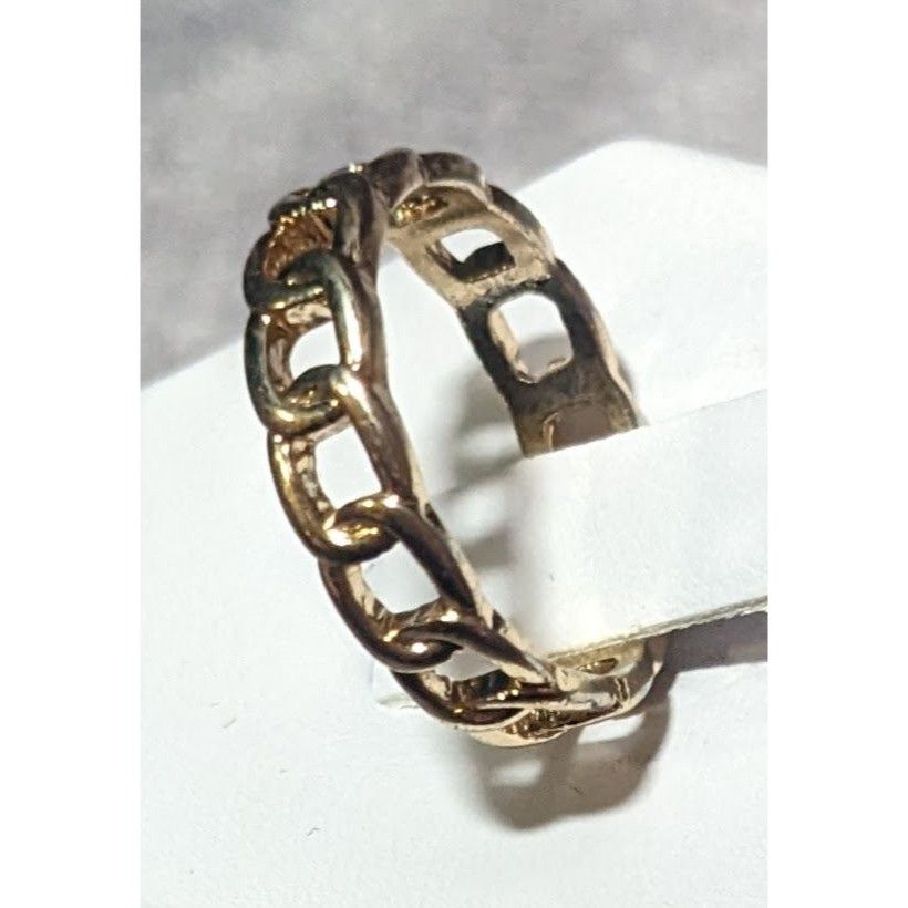 Other Punk Chain Link Shaped Gold Tone Fashion Ring Size 7 3/4 Size ONE SIZE - 11 Thumbnail
