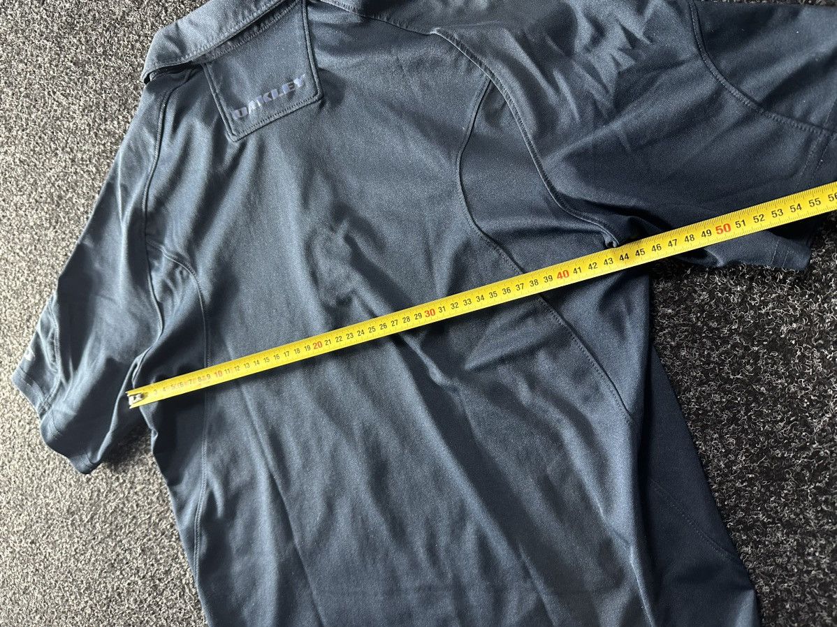 Oakley × Vintage 🚨 VINTAGE OAKLEY LOGO POLO TENNIS RARE 00s GORPCORE Size US S / EU 44-46 / 1 - 11 Thumbnail