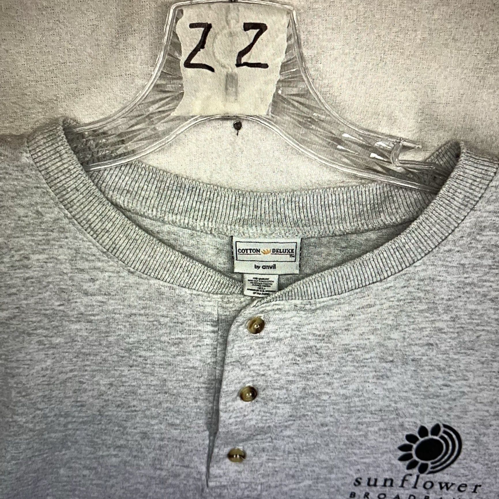Anvil VINTAGE Anvil Graphic Print Henley T-Shirt Mens XL Gray Sunflower 90s Retro Size US XL / EU 56 / 4 - 7 Thumbnail