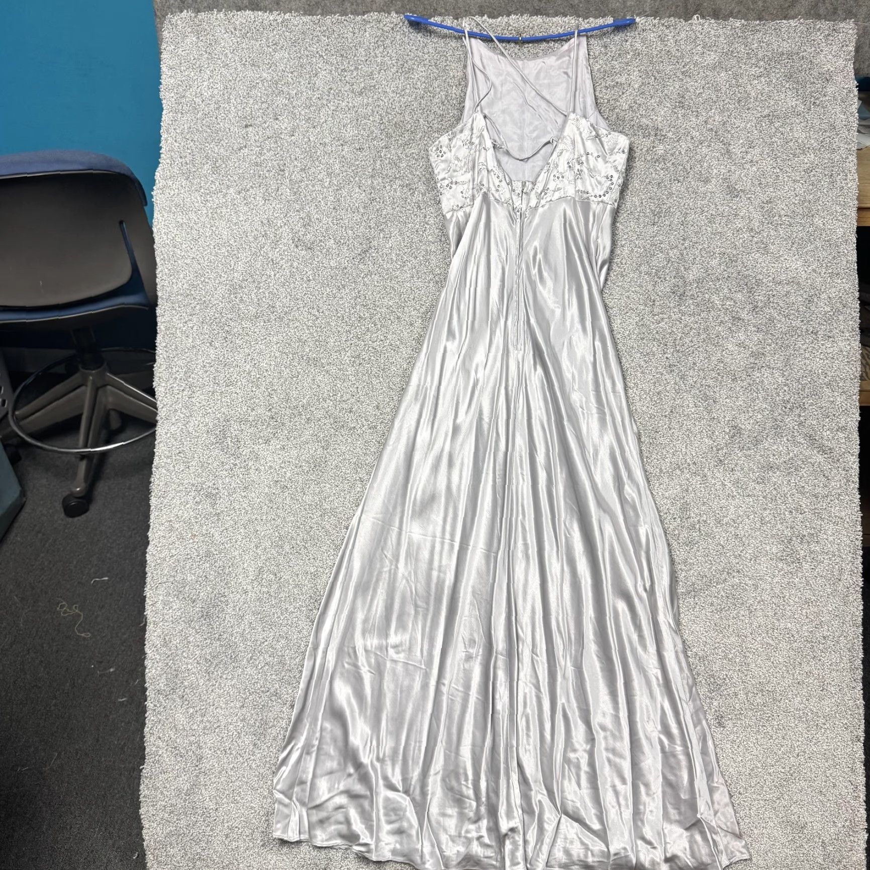 Vintage VINTAGE Morgan & Co. Silver Satin Sequin Halter Maxi Dress 11/12 Teens Girls Formal Prom Size L / US 10 / IT 46 - 6 Thumbnail
