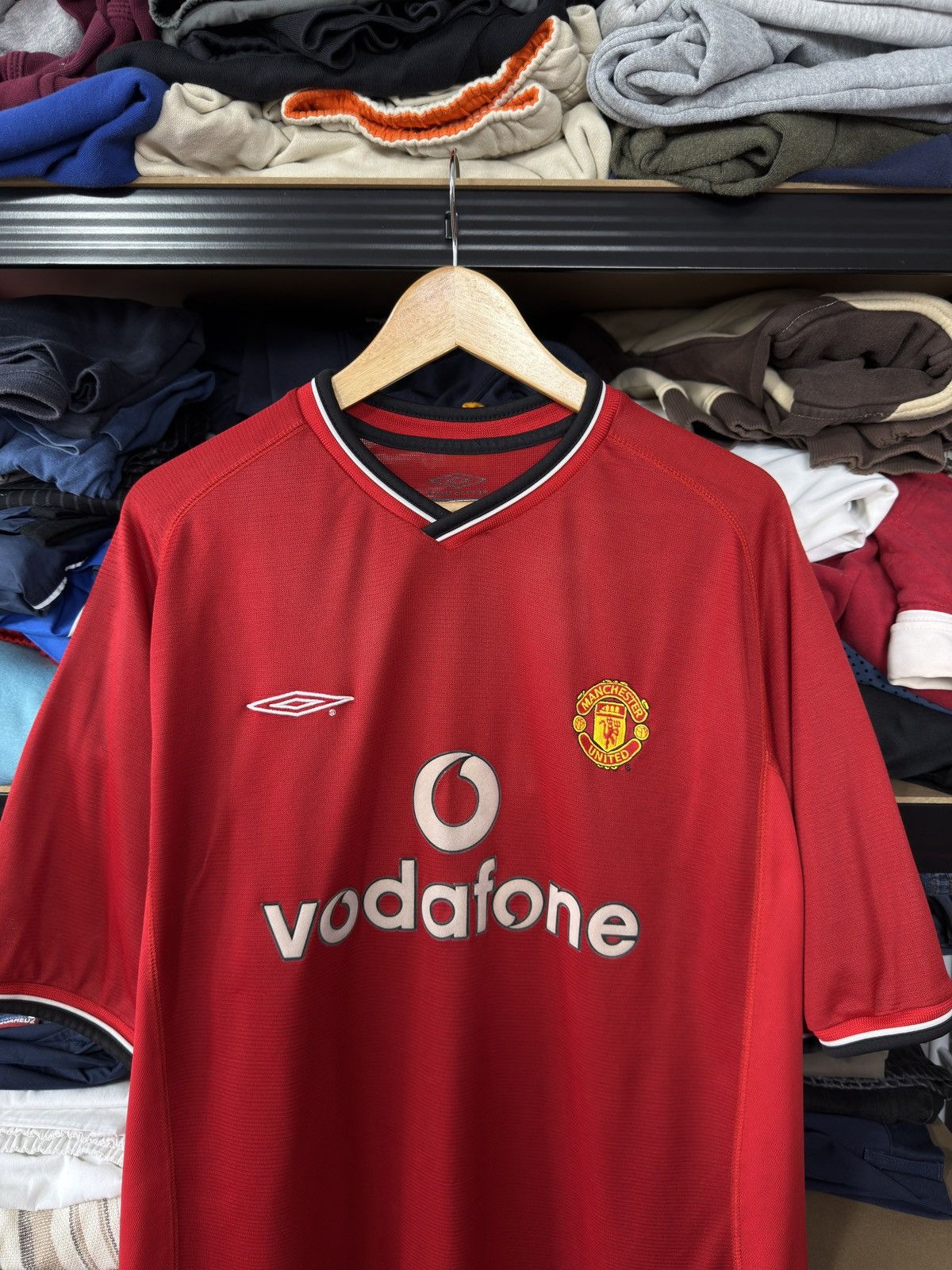 Umbro UMBRO MANCHESTER UNITED 2000/2001 HOME FOOTBALL SHIRT JERSEY Size US XL / EU 56 / 4 - 16 Thumbnail