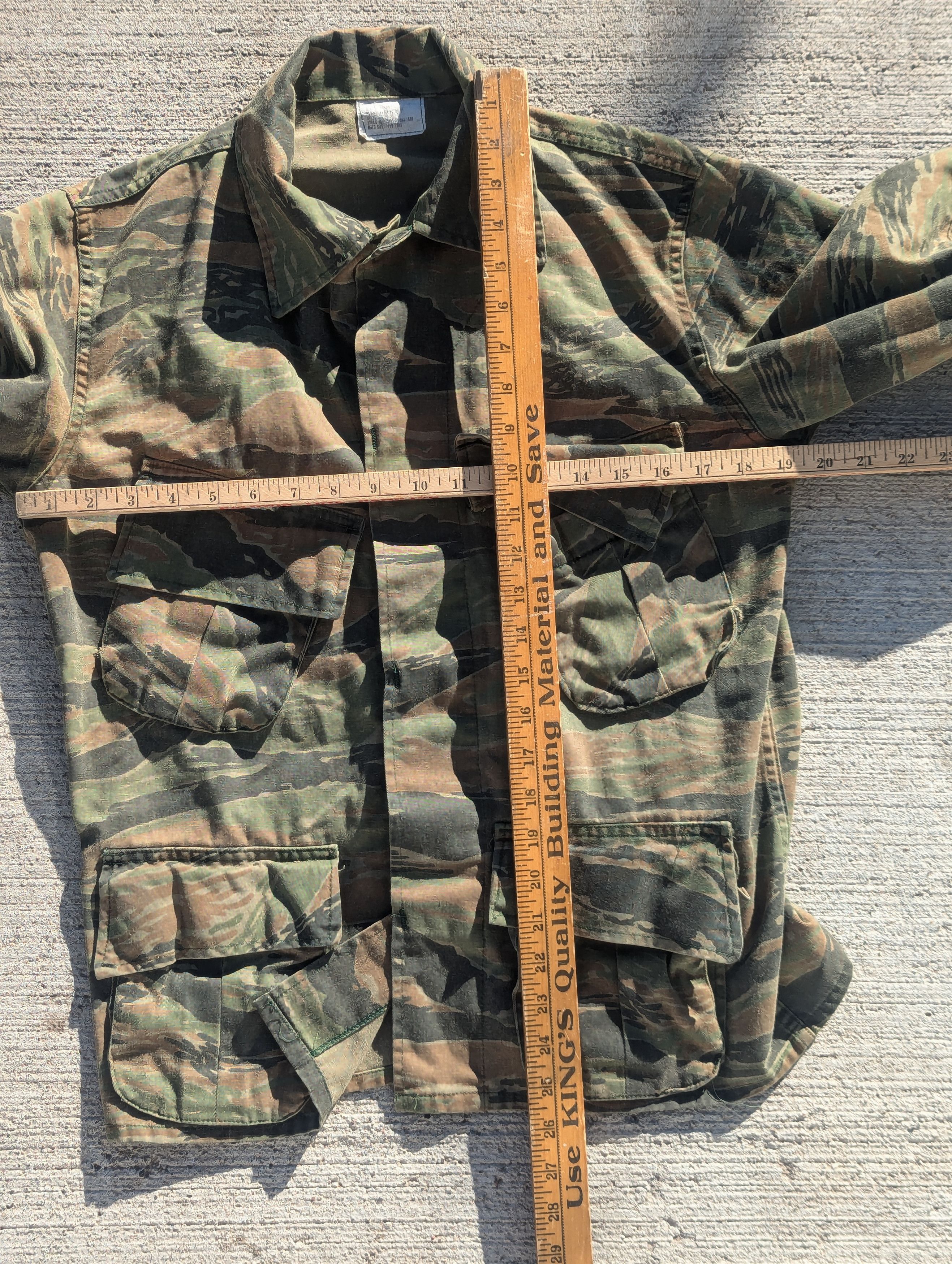 Vintage 80s Slant Pocket tiger stripe camo shirt Size US S / EU 44-46 / 1 - 6 Thumbnail