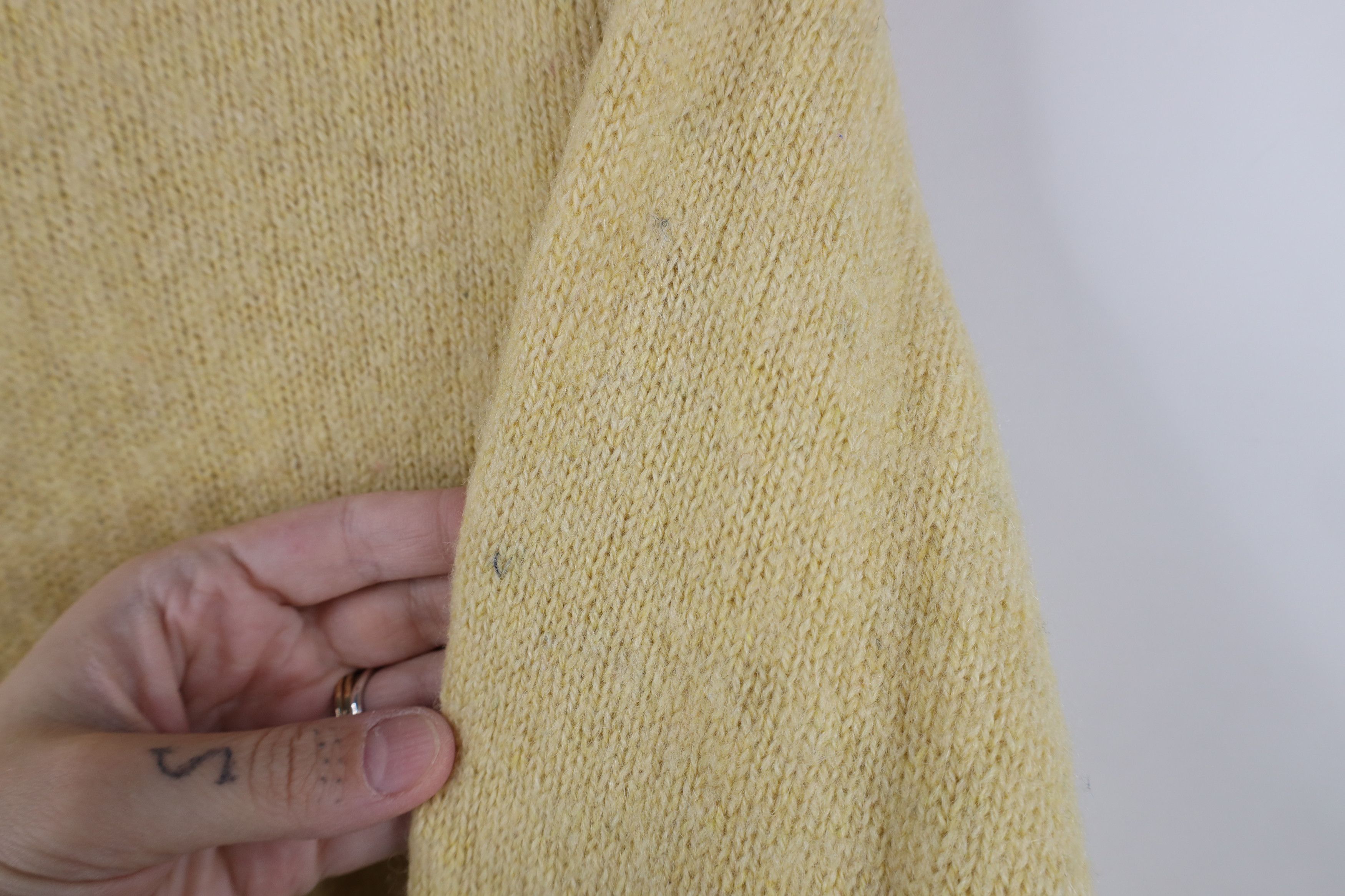 Vintage Vintage 70s Streetwear Knit Crewneck Sweater Yellow USA Size US L / EU 52-54 / 3 - 5 Thumbnail