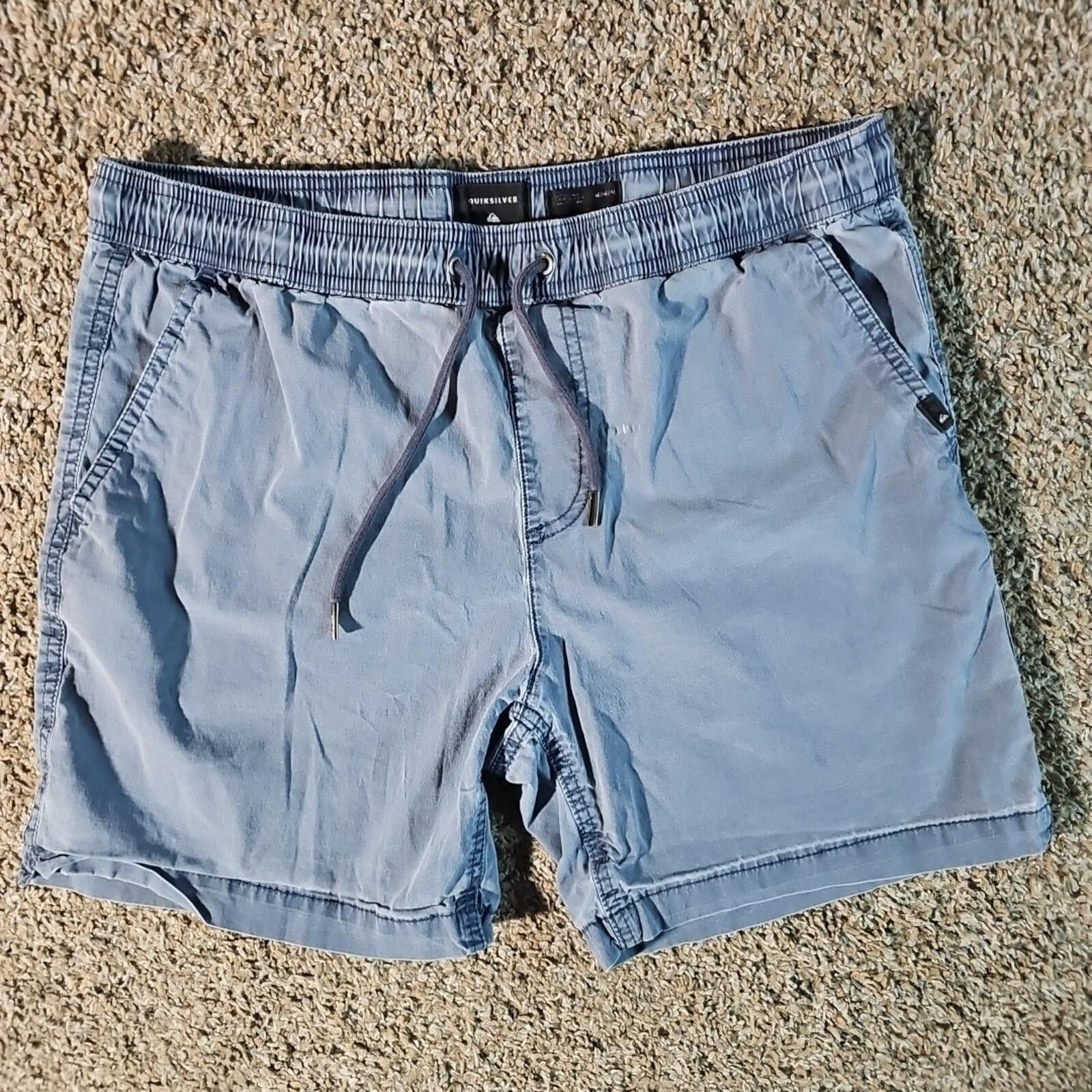 Quiksilver Quiksilver M Drawstring Blue Shorts Size US 32 / EU 48 - 1 Thumbnail