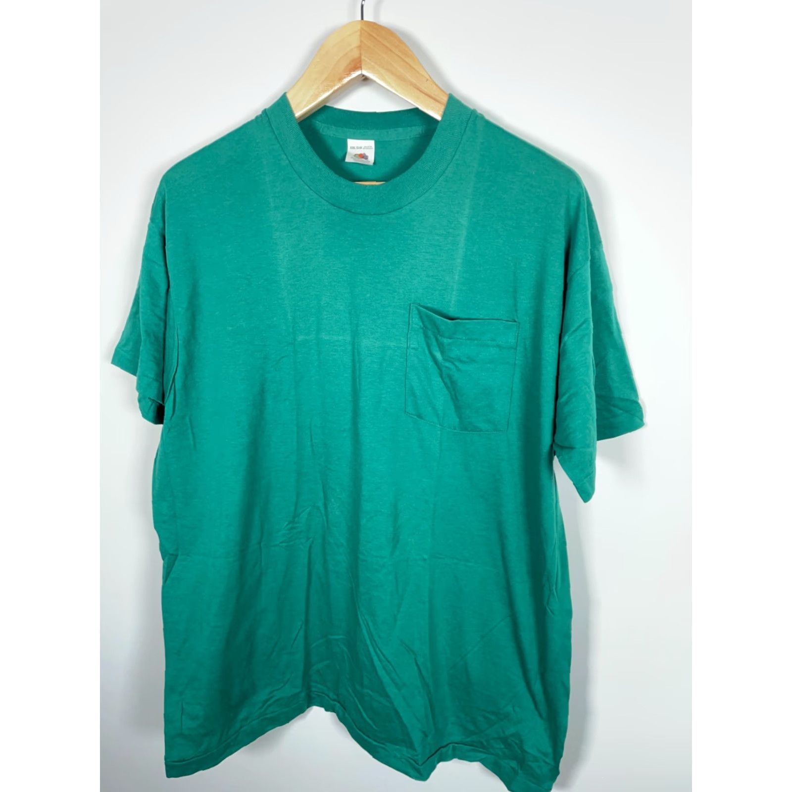 Fruit Of The Loom Vintage Yes Fruit of the Loom 80s Pocket T-Shirt Green 3XL Single Stitch Blank Solid Cotton Jersey Size US XXL / EU 58 / 5 - 4 Thumbnail