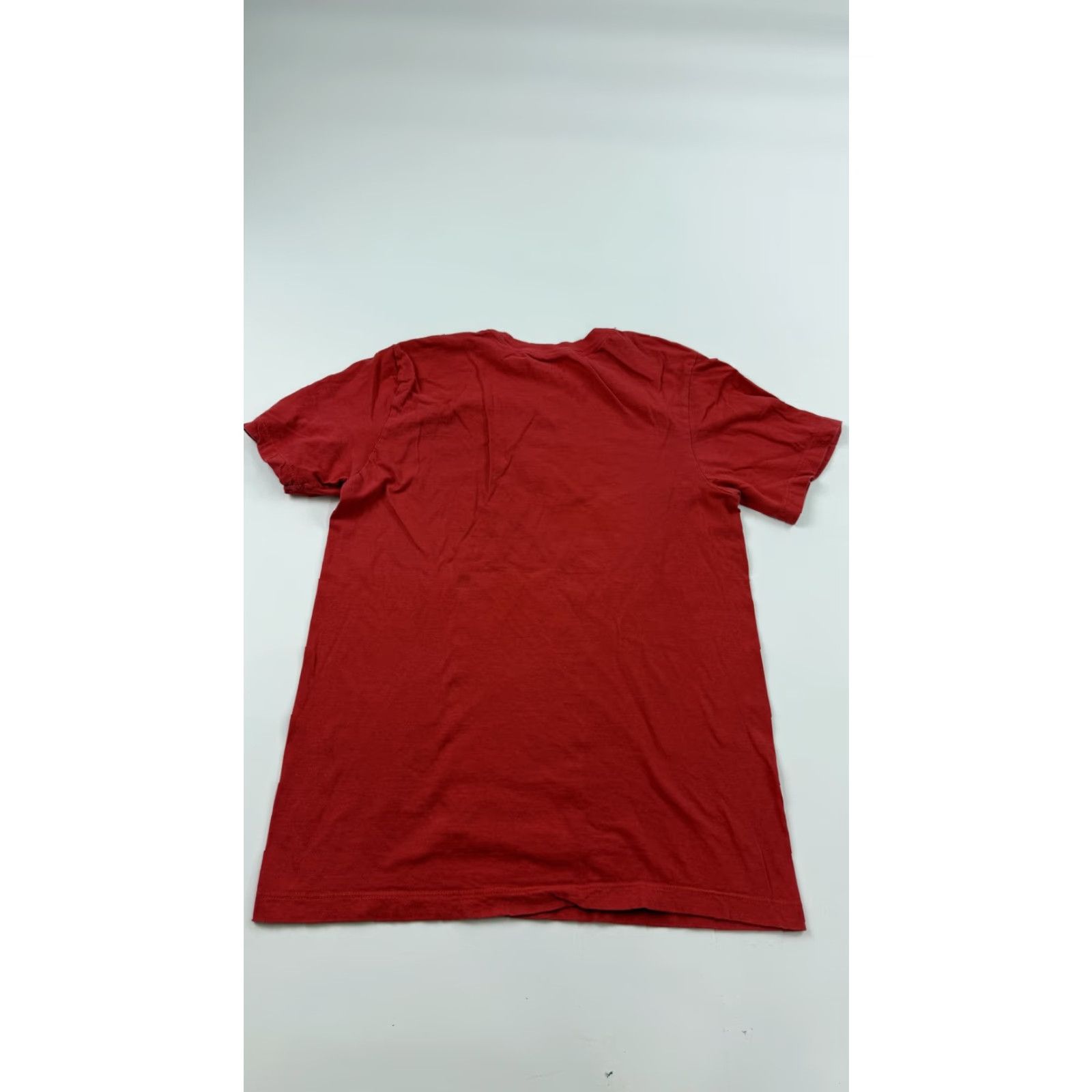 Nike VINTAGE Nike Shirt Mens Small Red Graphic Swoosh Logo Smiley Face Streetwear Tee Size US S / EU 44-46 / 1 - 4 Thumbnail