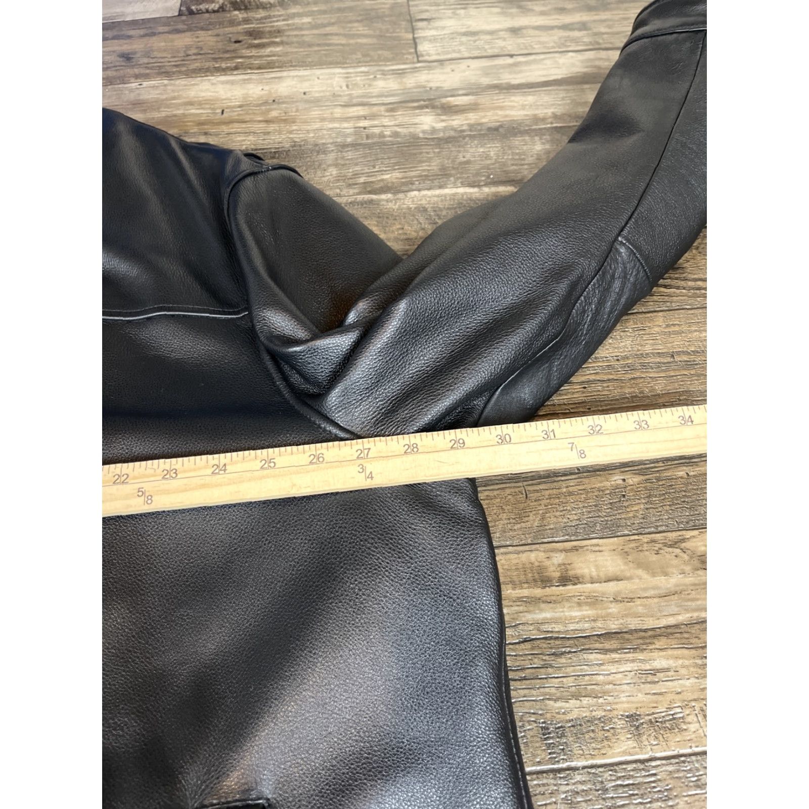 Vintage VINTAGE Wilsons Leather Jacket Mens 2XL Thinsulate Liner Full Zip Vtg Motorcycle Jacket Black Leather Belted Collared Zipper Pockets Mens Size US XXL / EU 58 / 5 - 4 Thumbnail
