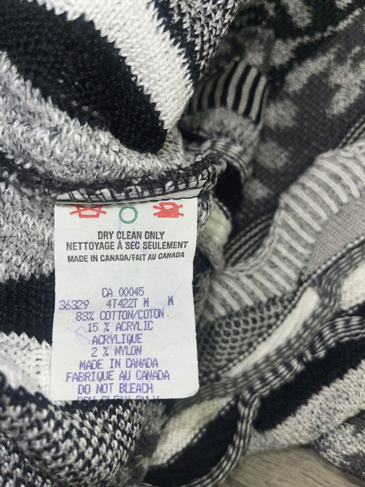Tundra Canada Tunda sweater Size US M / EU 48-50 / 2 - 8 Thumbnail