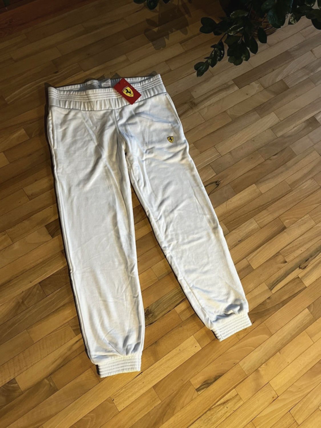 Ferrari Ferrari sweatpants Size US 42 / EU 58 - 1 Thumbnail