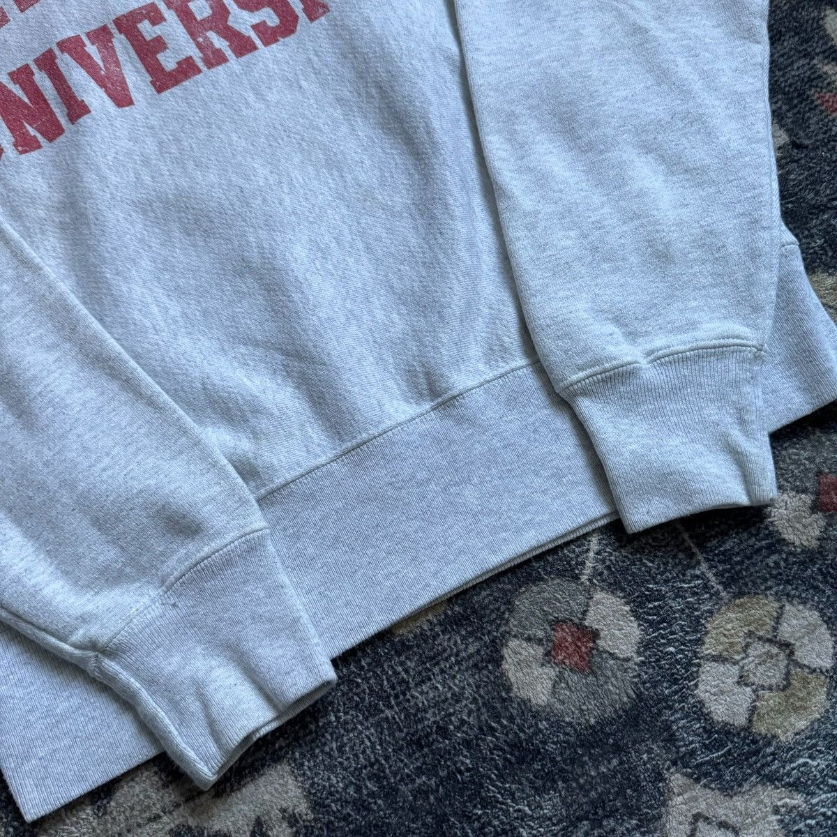 Vintage vintage Champion Reverse Weave Miami University crewneck S Size US S / EU 44-46 / 1 - 4 Thumbnail