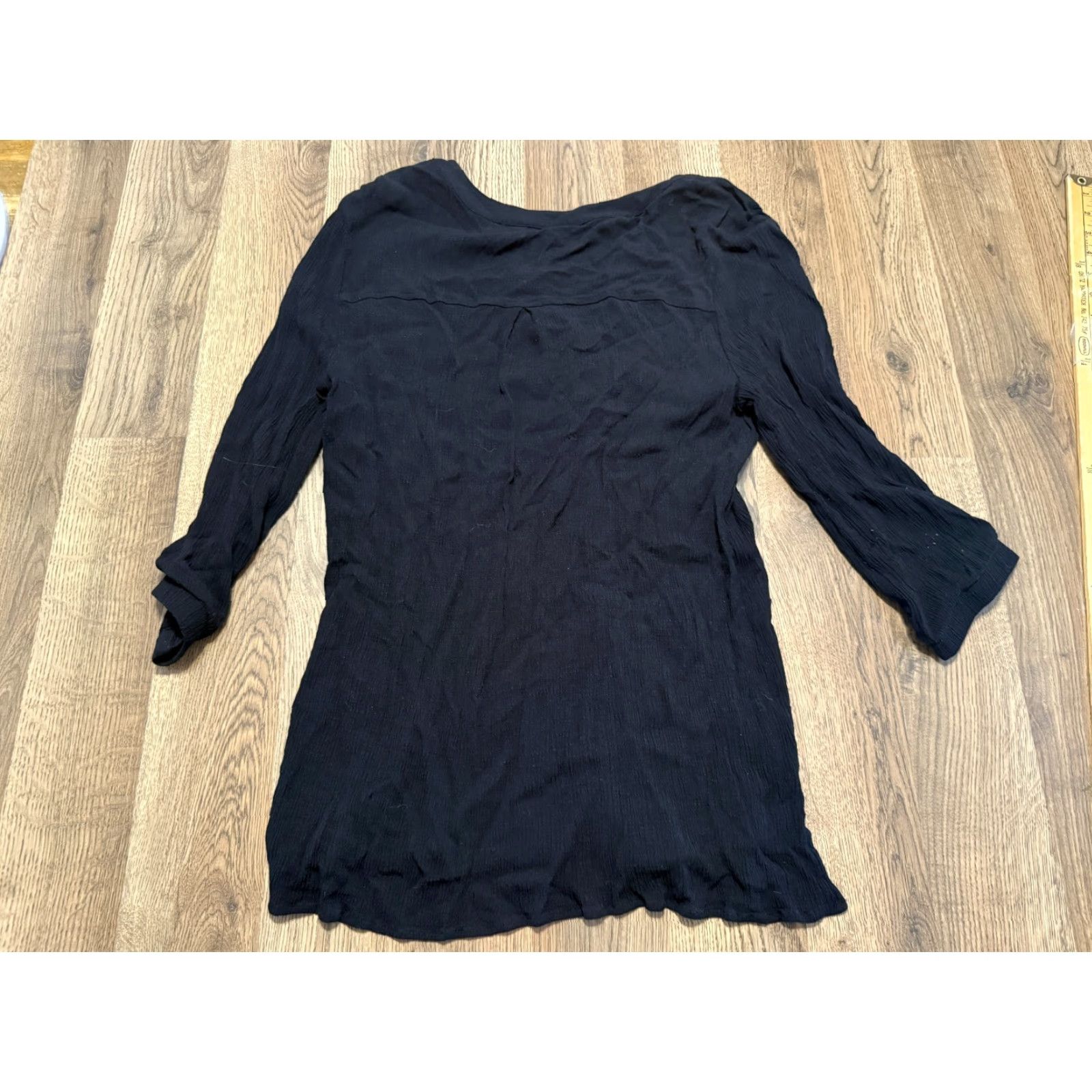 Vintage Christopher & Banks Shirt Women's Size M Black Long Sleeve V-neck Buttons Size M / US 6-8 / IT 42-44 - 2 Thumbnail
