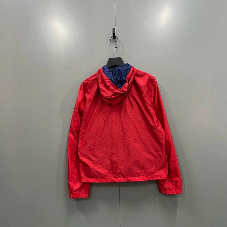 Prada Prada Red triangle logo nylon jacket 2501-Nextarrow Size US L / EU 52-54 / 3 - 3 Thumbnail