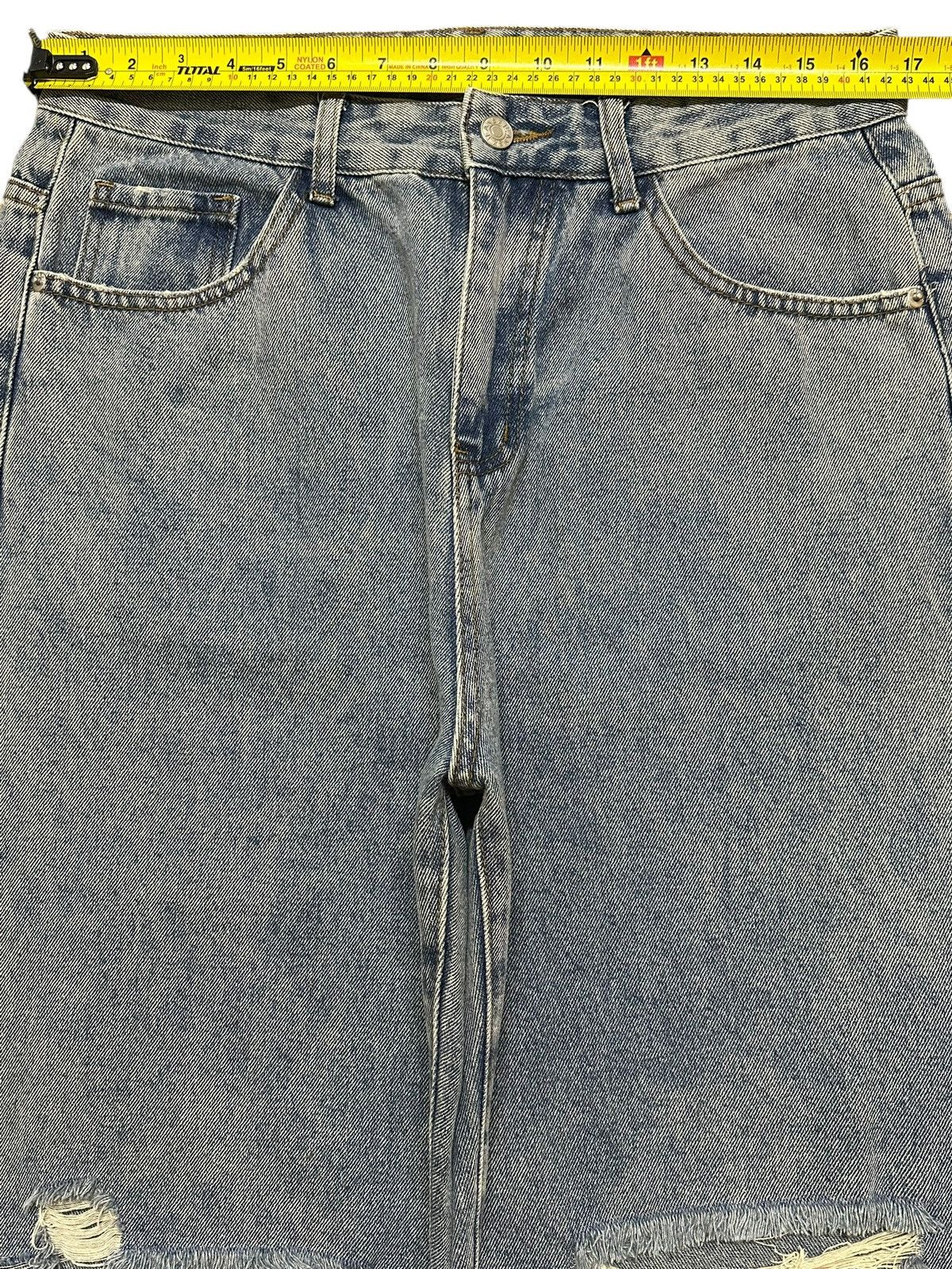 Japanese Brand Vintage Japanese Brand Blue Acid Wash Style Distressed Baggy Size US 32 / EU 48 - 11 Thumbnail