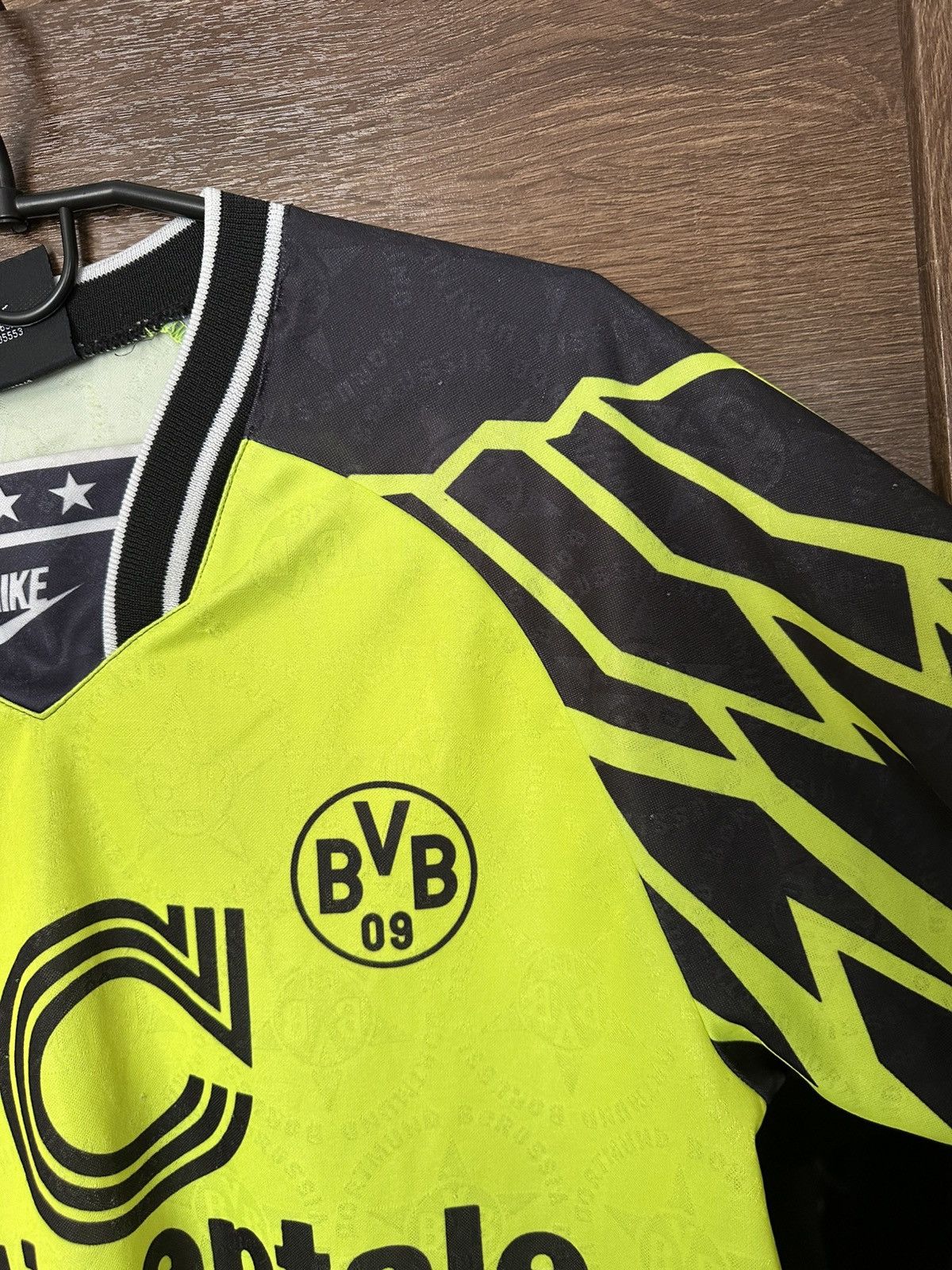 Nike 1994/1995 Nike Borussia Dortmund Vintage Long Sleeve Jersey Size US M / EU 48-50 / 2 - 17 Thumbnail