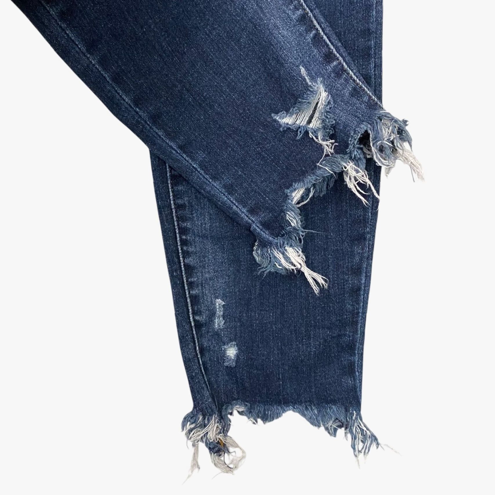 Vintage Judy Blue Mid-Rise Destroyed Slim Fit Jeans Women's Size 27 Distressed Raw-Hem Jeans Size 27" / US 4 / IT 40 - 7 Thumbnail