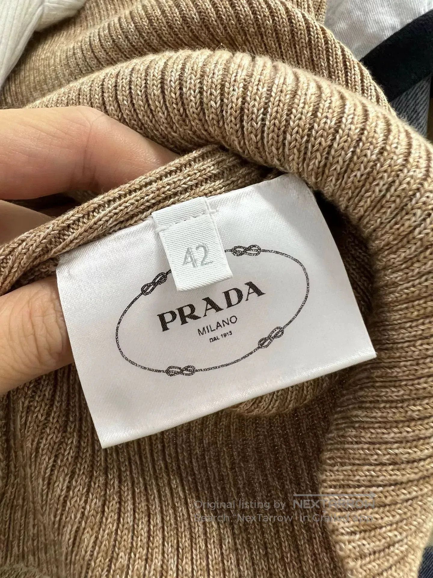 Prada Prada Khaki Triangle Logo Knit Vest. Size M / US 6-8 / IT 42-44 - 4 Thumbnail