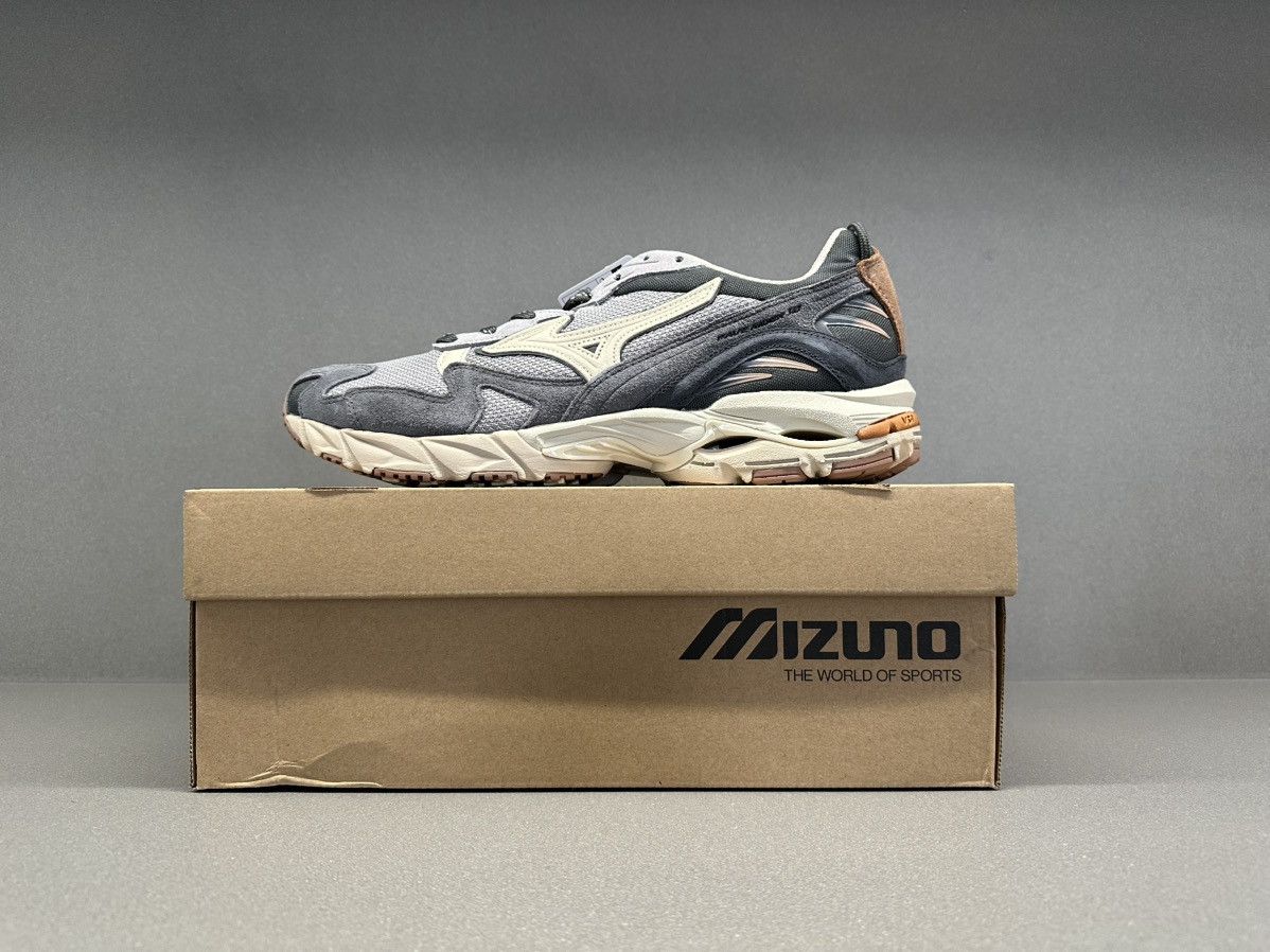 Mizuno Mizuno Wave Rider 10 Opal Grey Pumpkin Spice Size US 11.5 / EU 44-45 - 2 Thumbnail