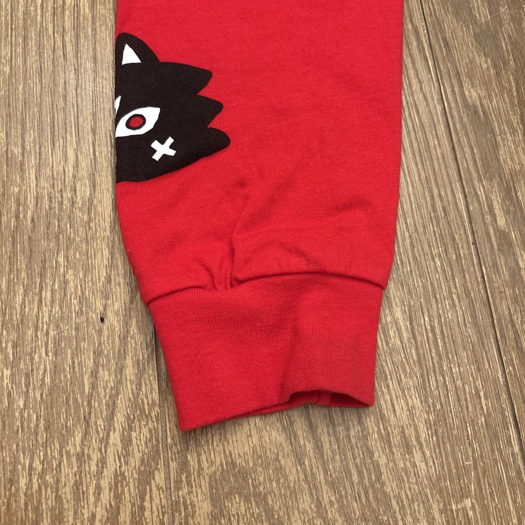 Vintage VINTAGE Kinwamonster T-Shirt Long Sleeve Red Anime Size M Mens Discontinued 90s Theme Kinwamonster Brand Shirt Size US M / EU 48-50 / 2 - 4 Thumbnail