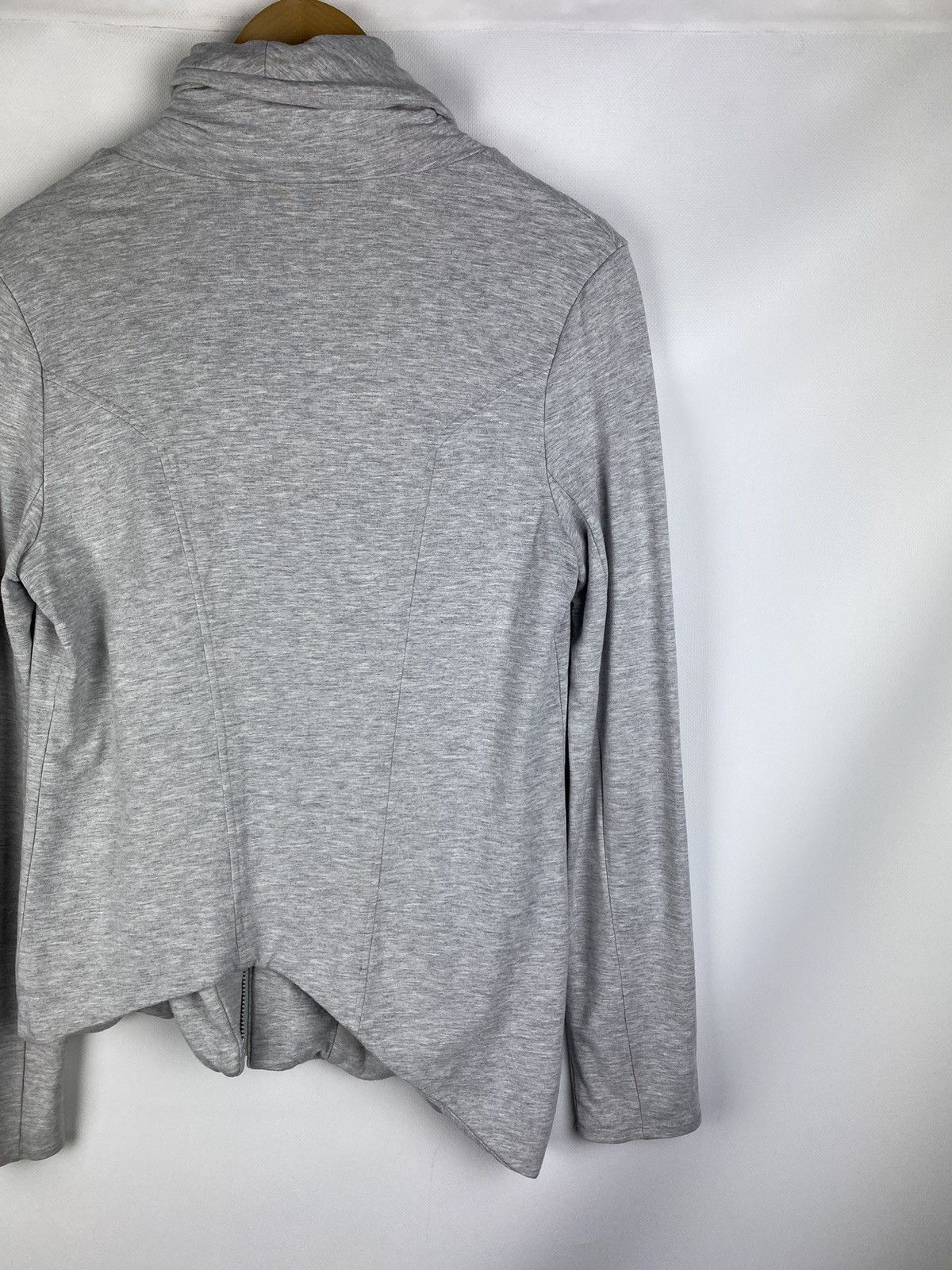 Helmut Lang Helmut Lang ladies full zip avant-garde assymetrical jacket Size L / US 10 / IT 46 - 18 Thumbnail