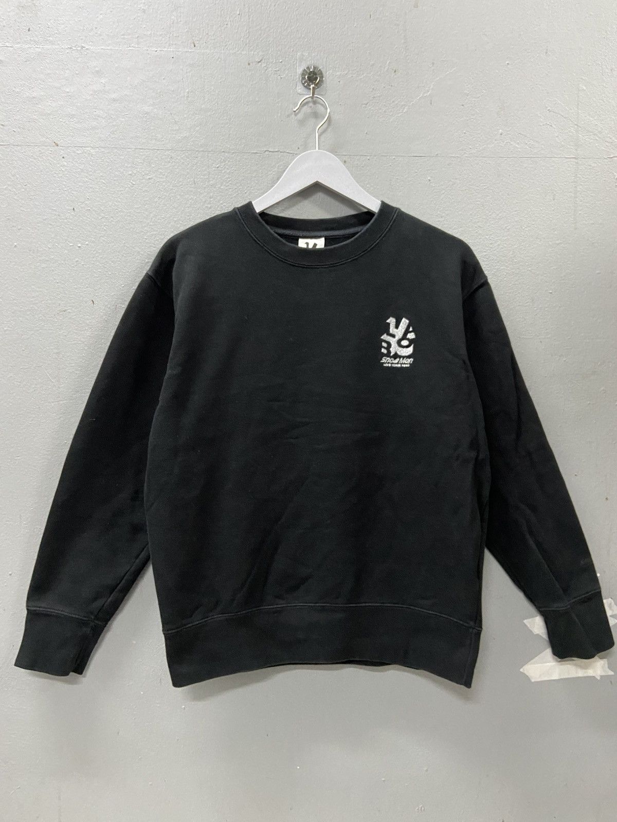 Japanese Brand SNOW MAN LIVE TOUR 2022 LABO SWEATSHIRT Size US M / EU 48-50 / 2 - 1 Thumbnail