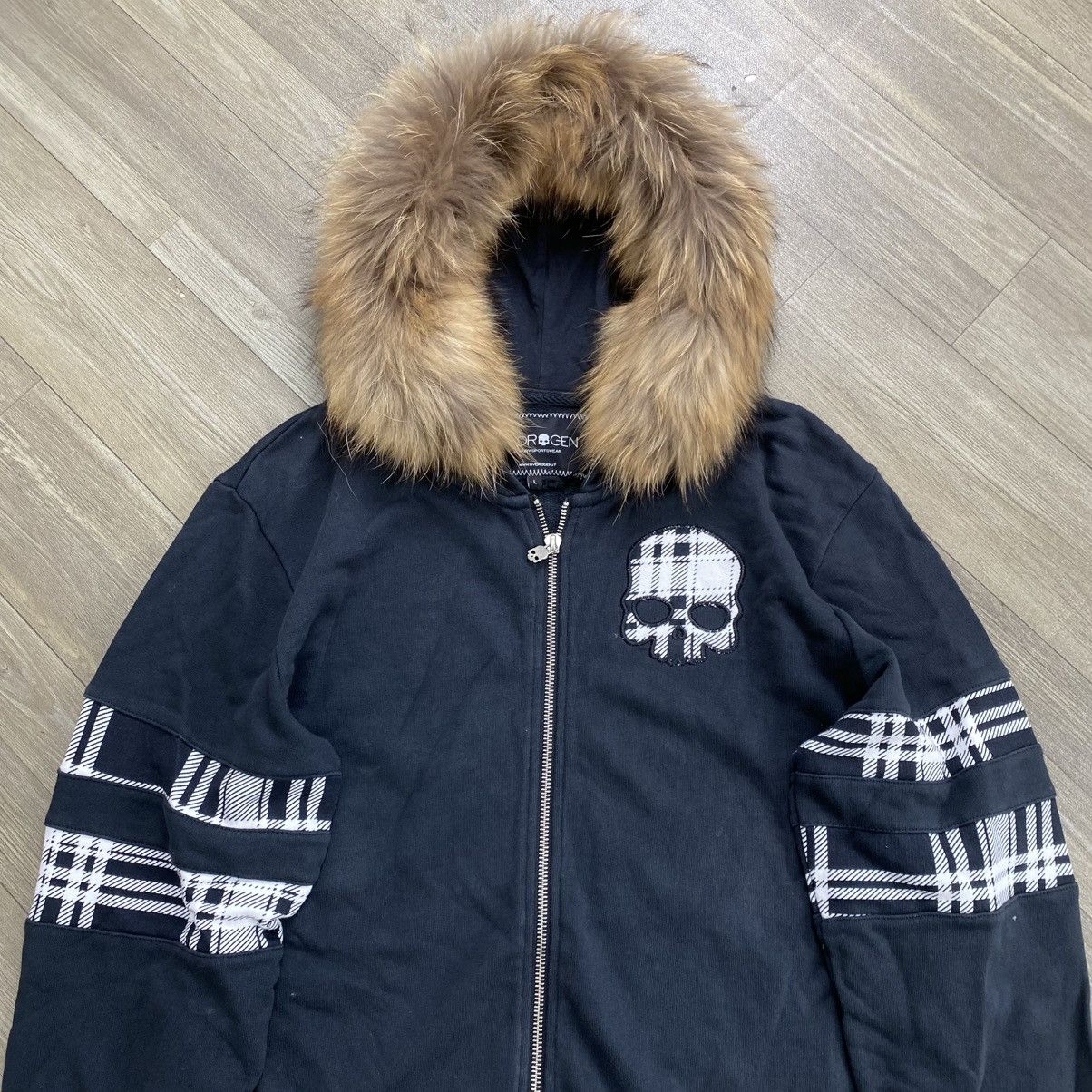 If Six Was Nine 2000s Hydrogen Skulls Ifsix Cross Lgb Style Zip Fur Hoodie Size US L / EU 52-54 / 3 - 2 Thumbnail