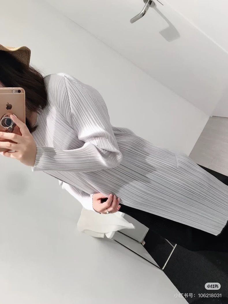 Issey Miyake Issey Miyake size:3 A classic grey basic long cardigan Size XS / US 0-2 / IT 36-38 - 9 Thumbnail