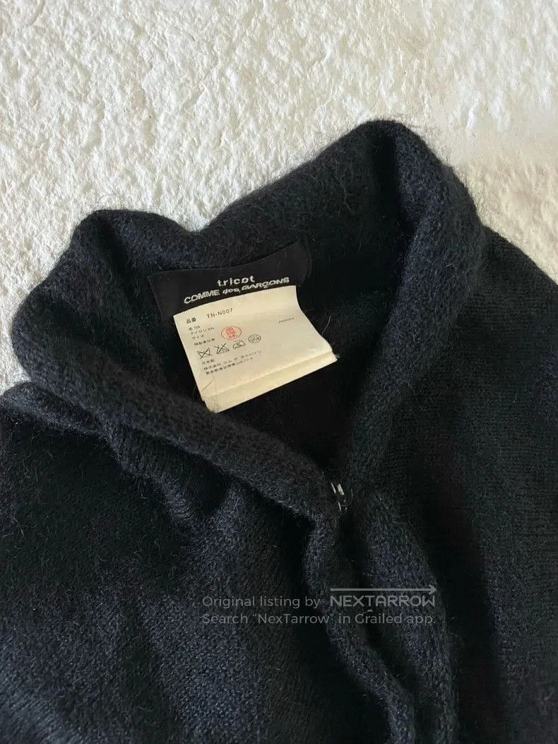 Comme des Garcons Comme des Garçons Asymmetric Wool Sweater. Size US XS / EU 42 / 0 - 7 Thumbnail