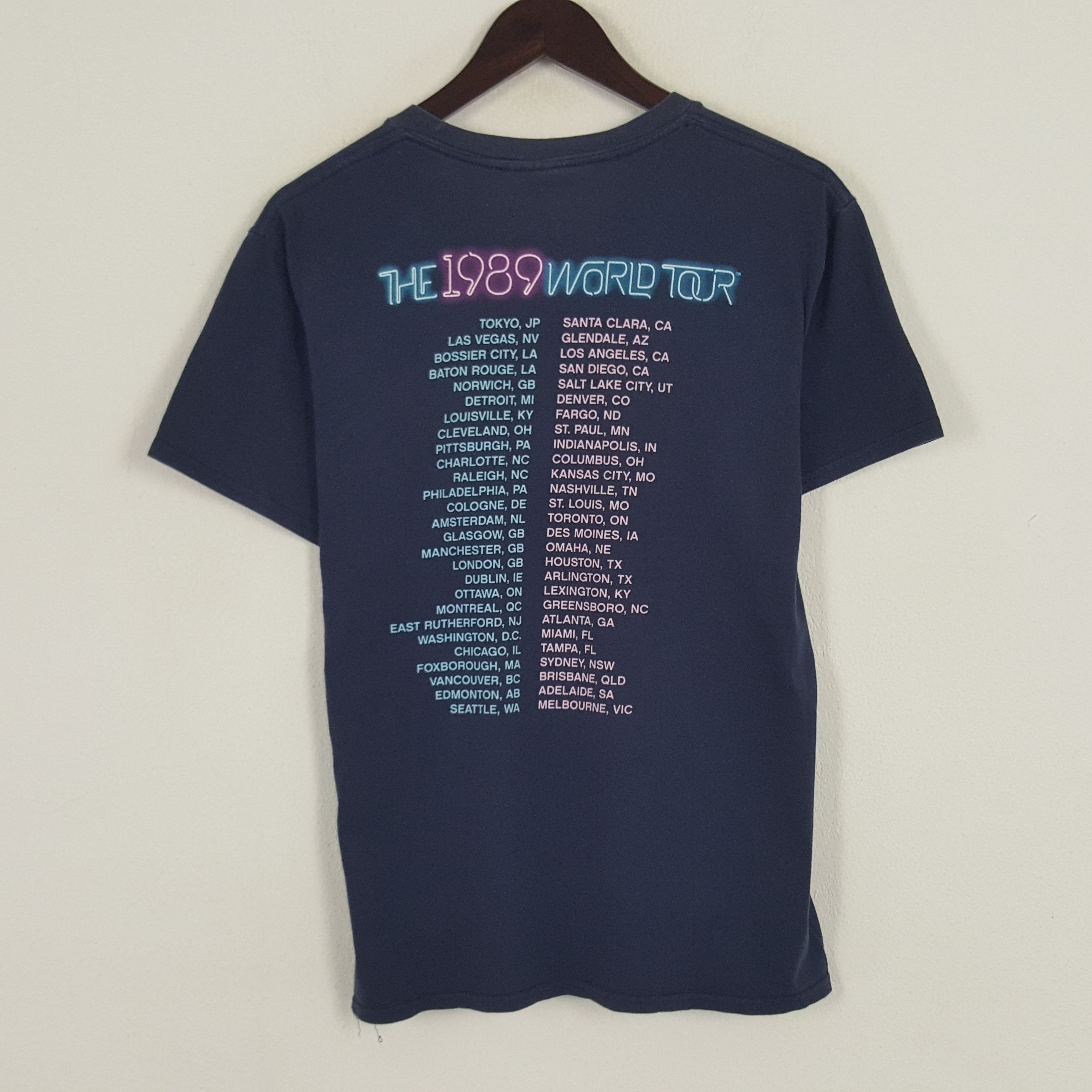 Band Tees × Vintage Vintage Taylor Swift American Singer Tshirt Size US M / EU 48-50 / 2 - 3 Thumbnail