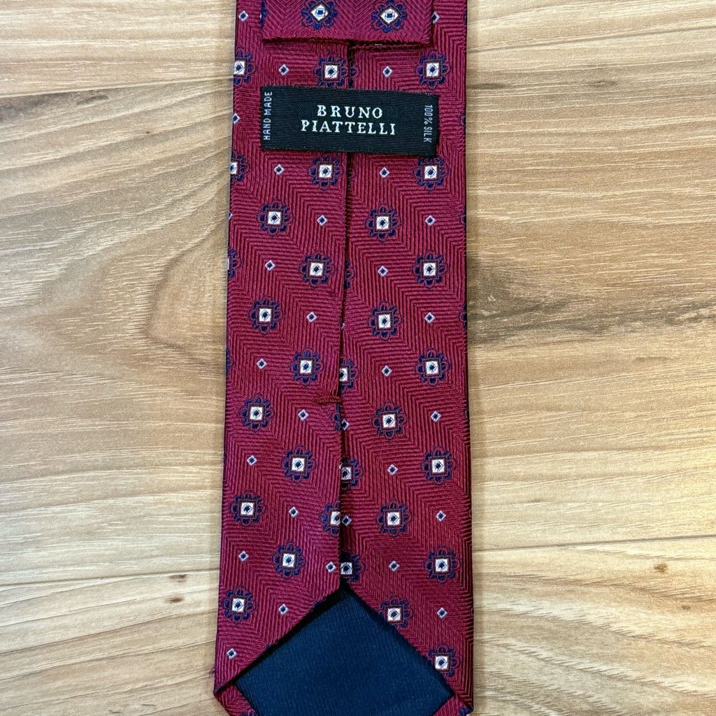 Bruno Piattelli Bruno Piattelli Red Silk Tie 3.25” Handmade Medallion Size 26 - 4 Thumbnail