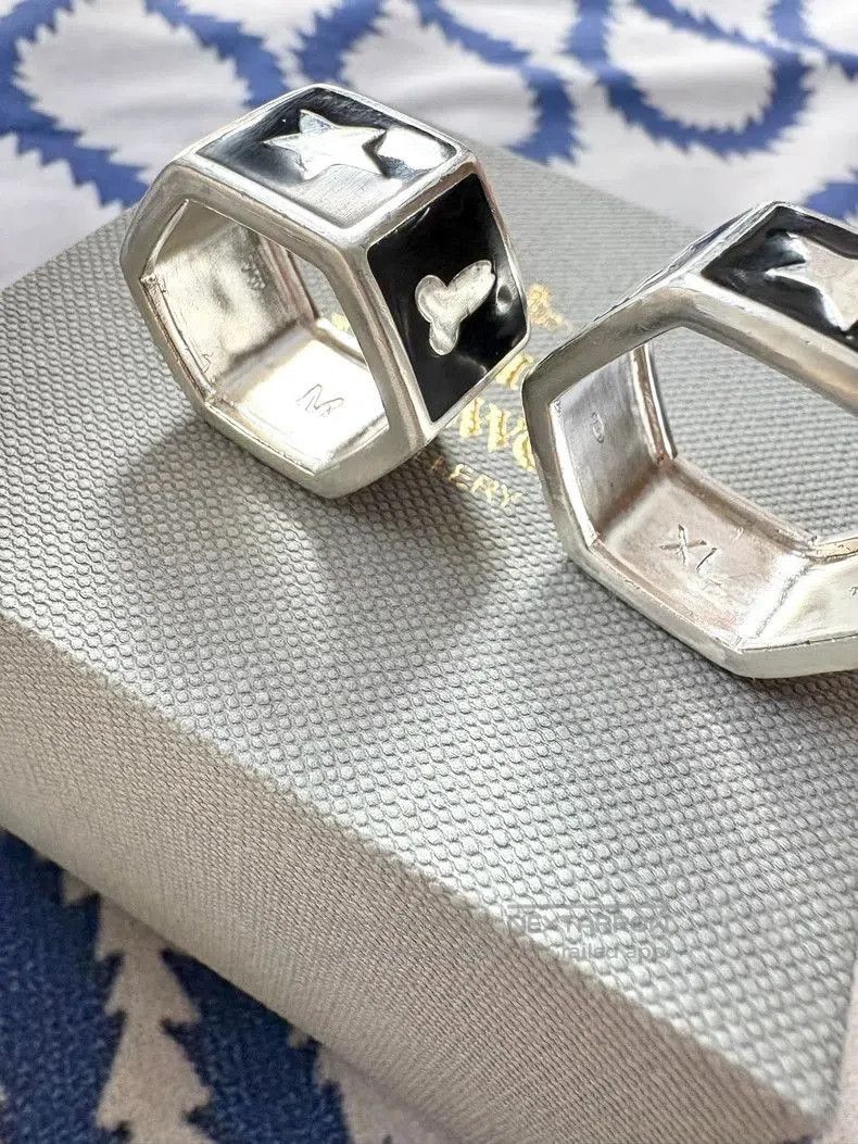 Vivienne Westwood Vivienne Westwood Gunmetal Nut Ring . Size ONE SIZE - 3 Thumbnail