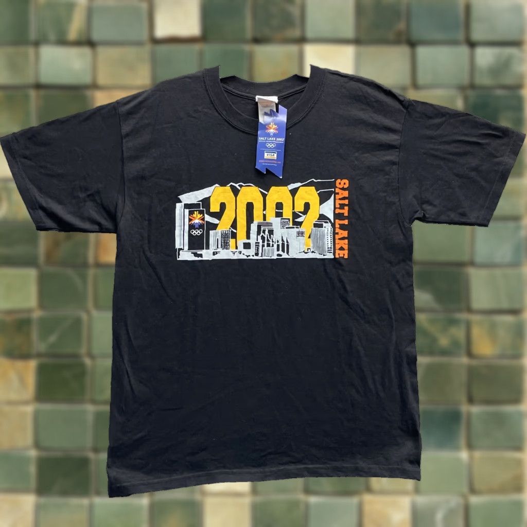 VINTAGE Salt Lake 2002 Olypmics T-Shirt Large Sportswear Men Cotton Black 90s Y2K Graphic Print Short Sleeve Weathered Logo Sportswear Tee