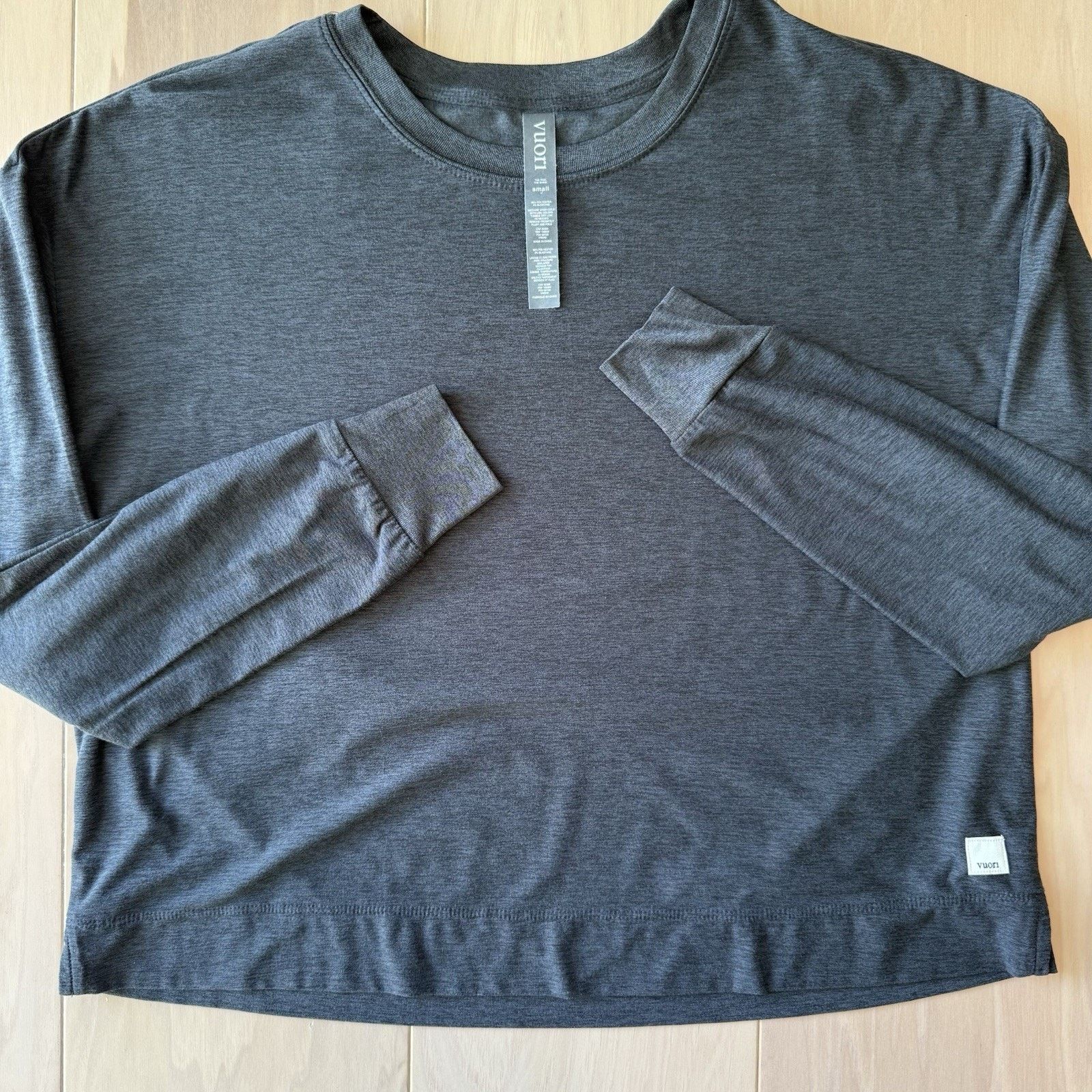 Vuori Vuori Halo Shirt Women's S Black Long Sleeve Yoga Size S / US 4 / IT 40 - 4 Thumbnail