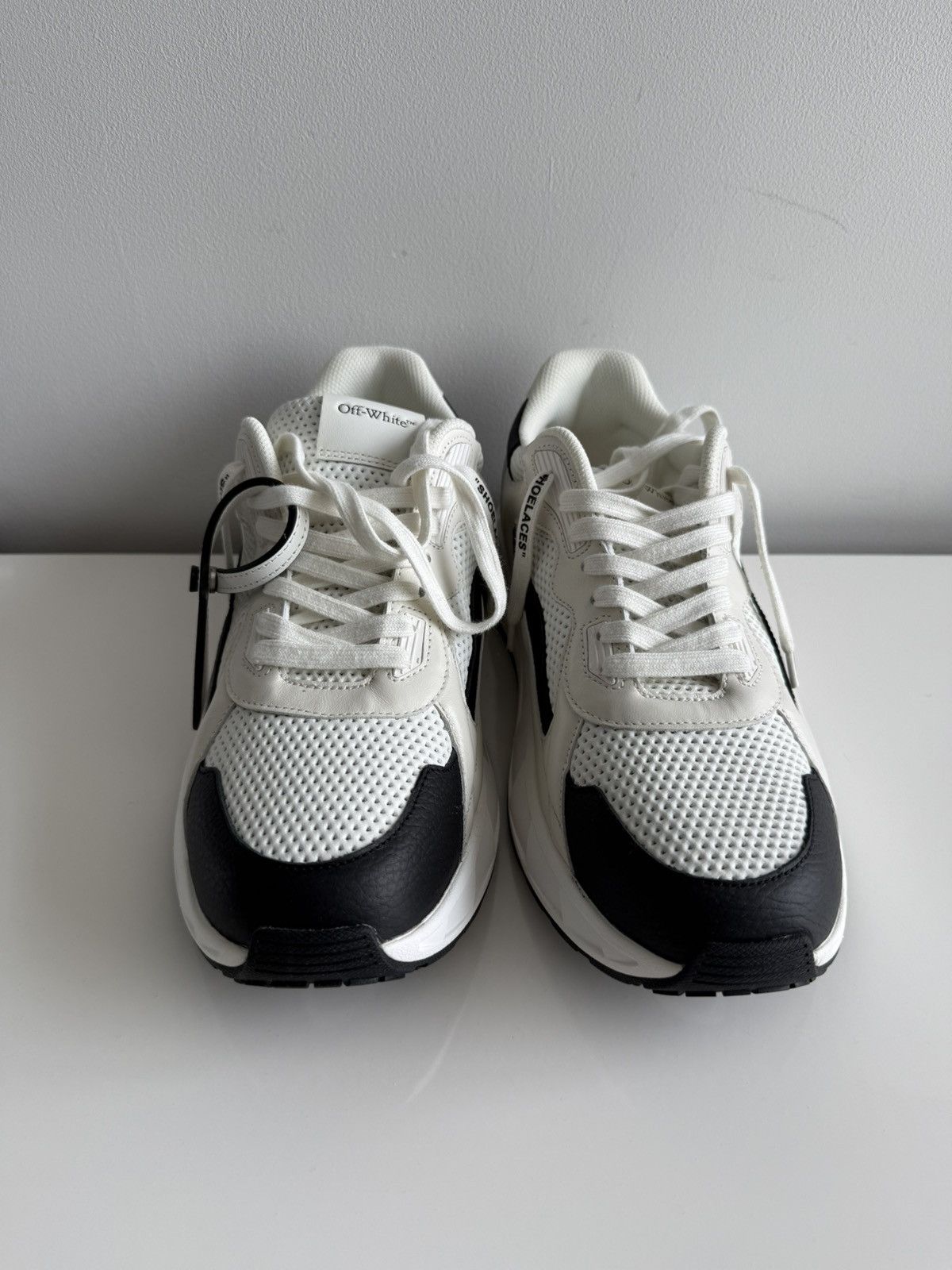 Off-White Off-White Kick Off Low Top Sneakers White Black Size US 10 / EU 43 - 1 Thumbnail