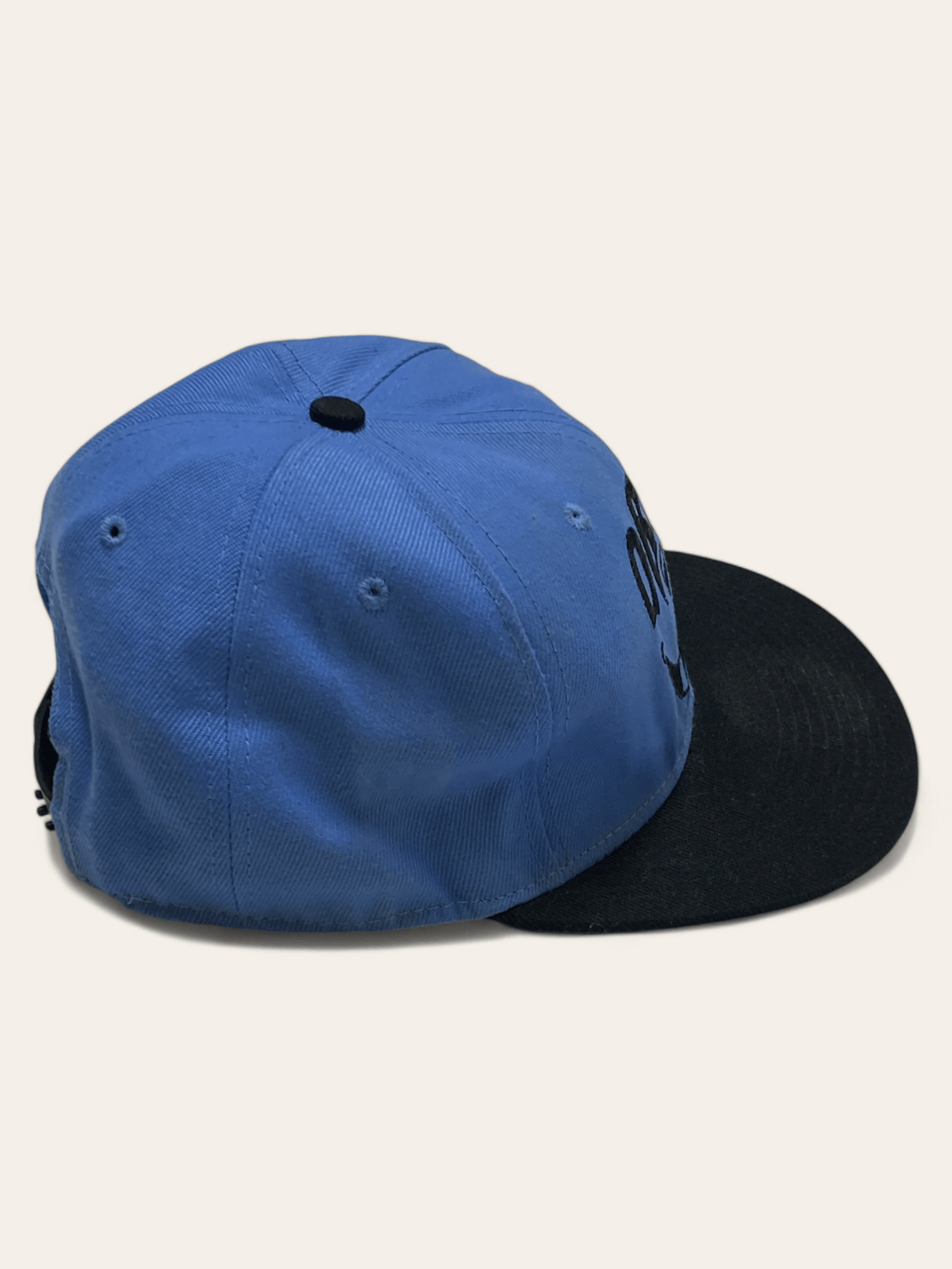 Obey VINTAGE NEW ERA OBEY SMILE BLUE CAP SNAP BACK Size ONE SIZE - 3 Thumbnail