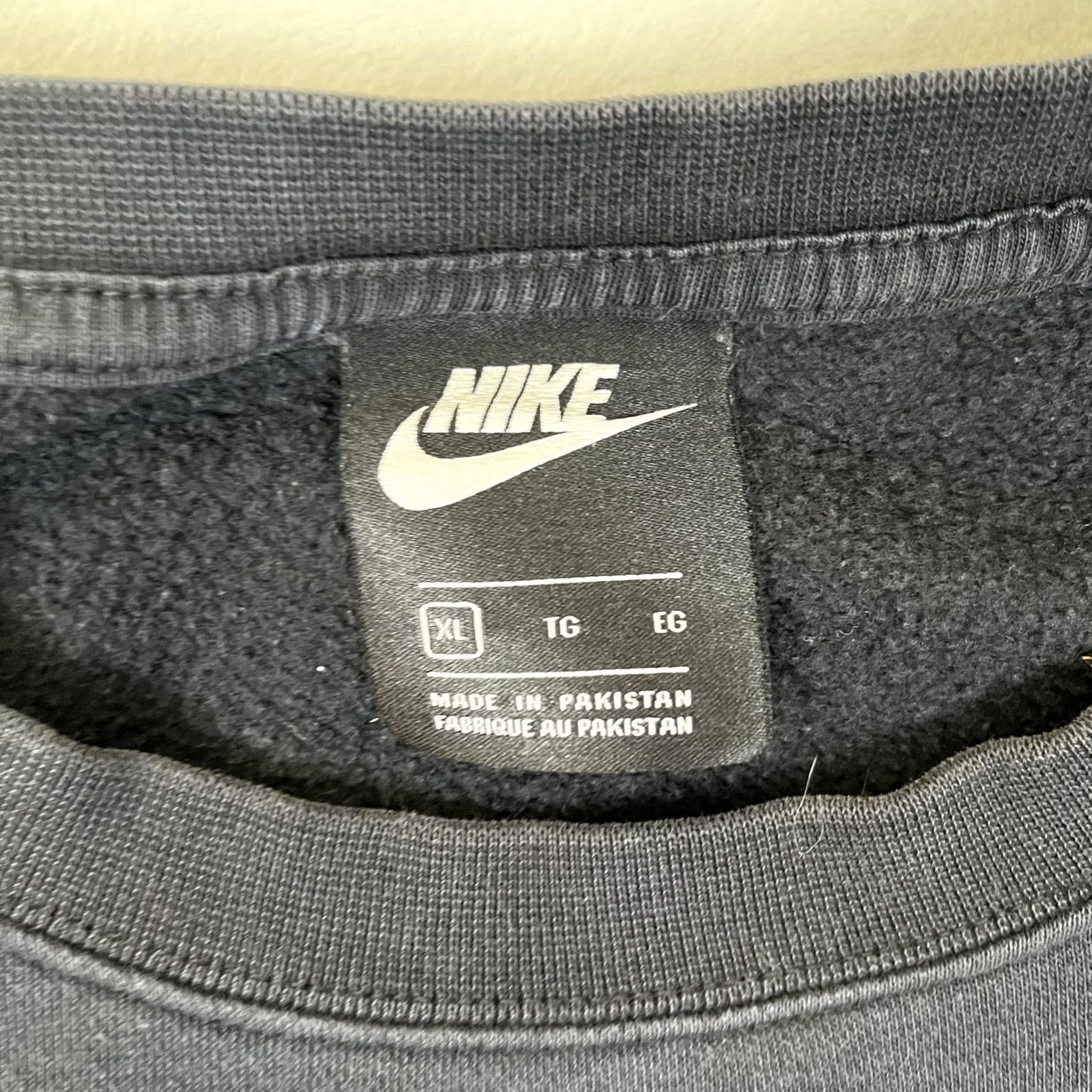 Nike Nike Sweatshirt Women's XL Black Fleece Phoenix Oversized Cropped Swoosh Y2K Size XL / US 12-14 / IT 48-50 - 3 Thumbnail