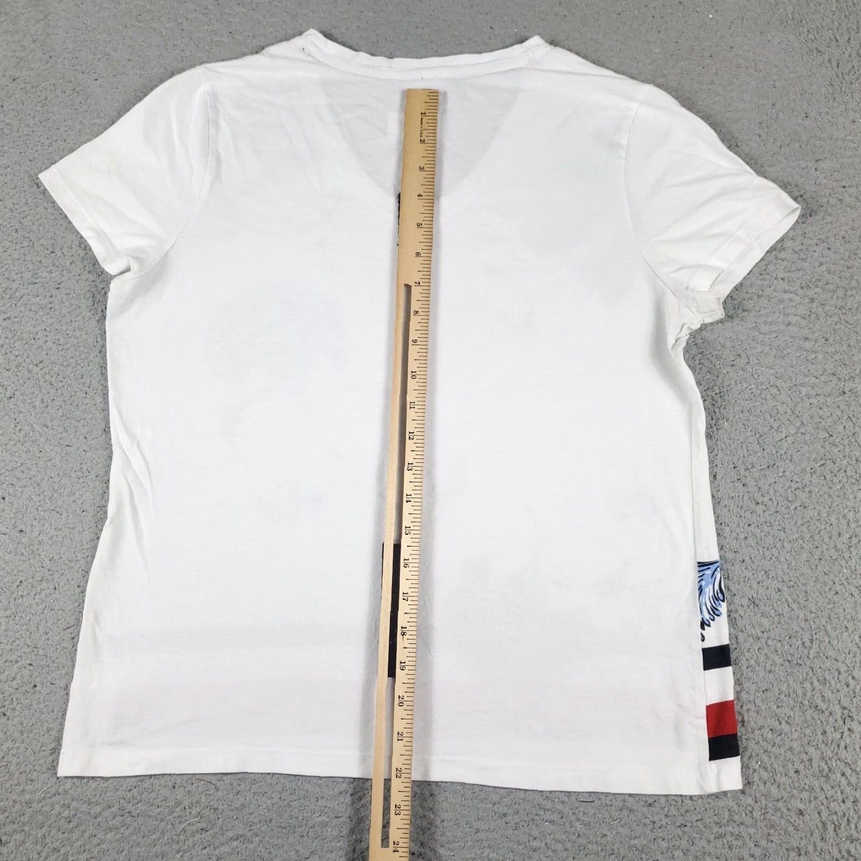 Tommy Hilfiger Tommy Hilfiger Floral T Shirt Womens Small White Blue Short Sleeve Crew Neck Size S / US 4 / IT 40 - 4 Thumbnail