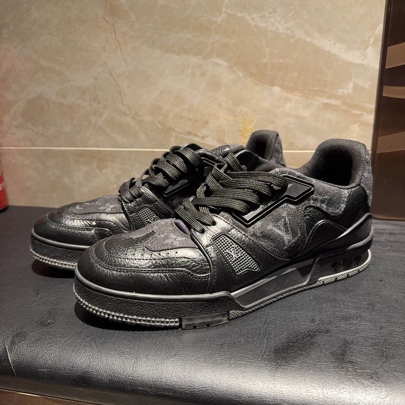 Louis Vuitton Louis Vuitton Black Casual Sneakers 0089 Size US 7.5 / EU 40-41 - 1 Thumbnail