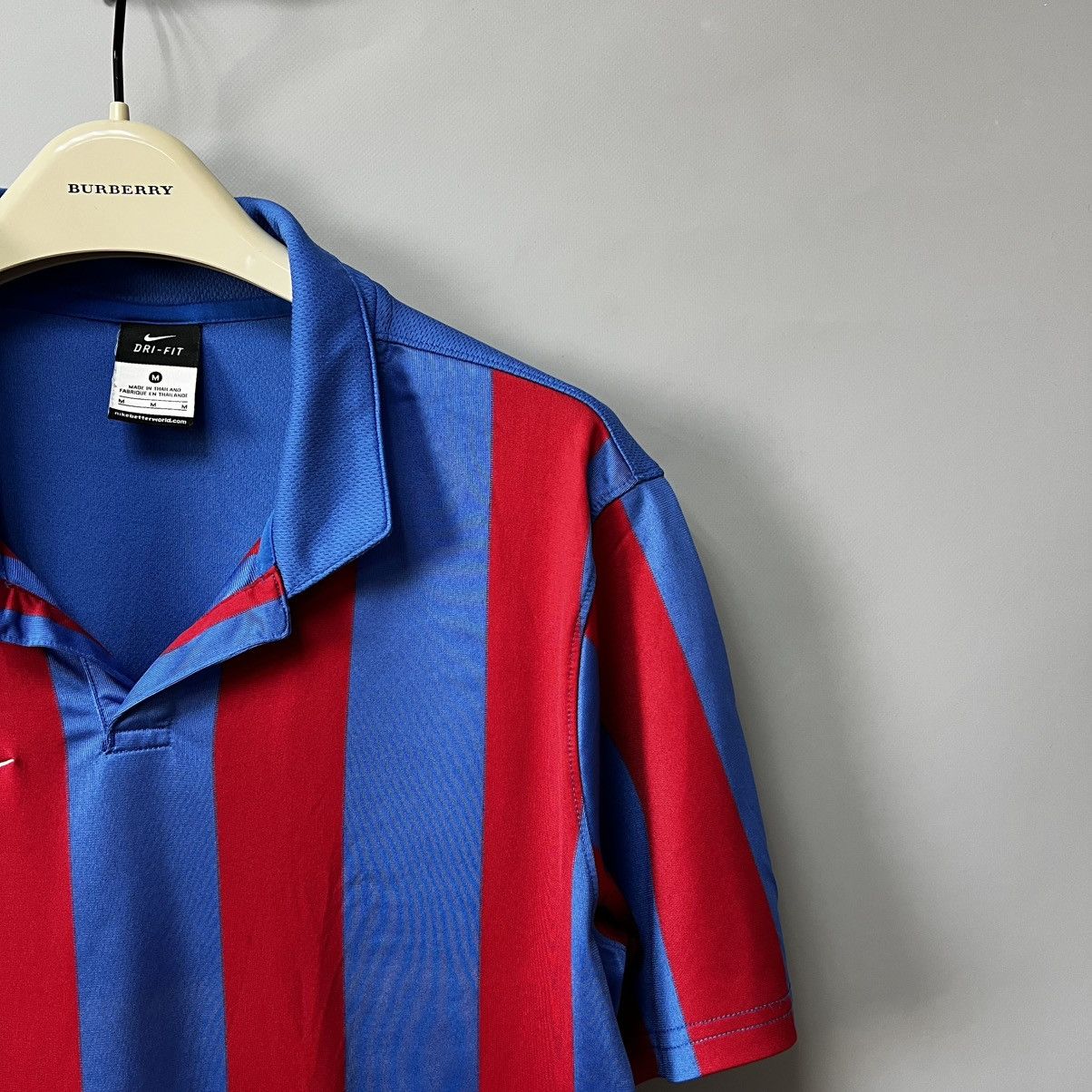 Nike Nike Jersey y2k Soccer Shirt Size US M / EU 48-50 / 2 - 6 Thumbnail